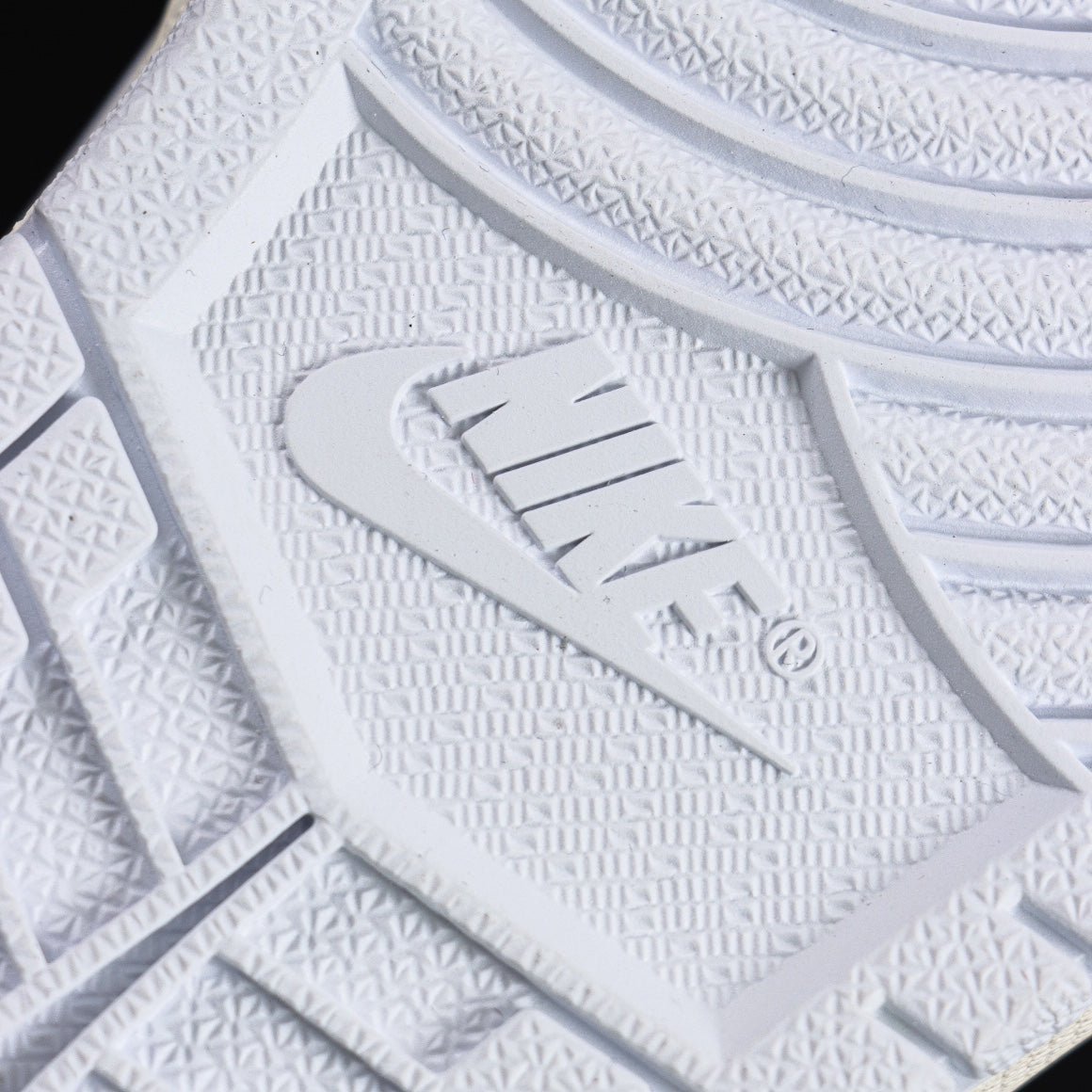 OFF-WHITE x Air Jordan 1 Retro High White the ten