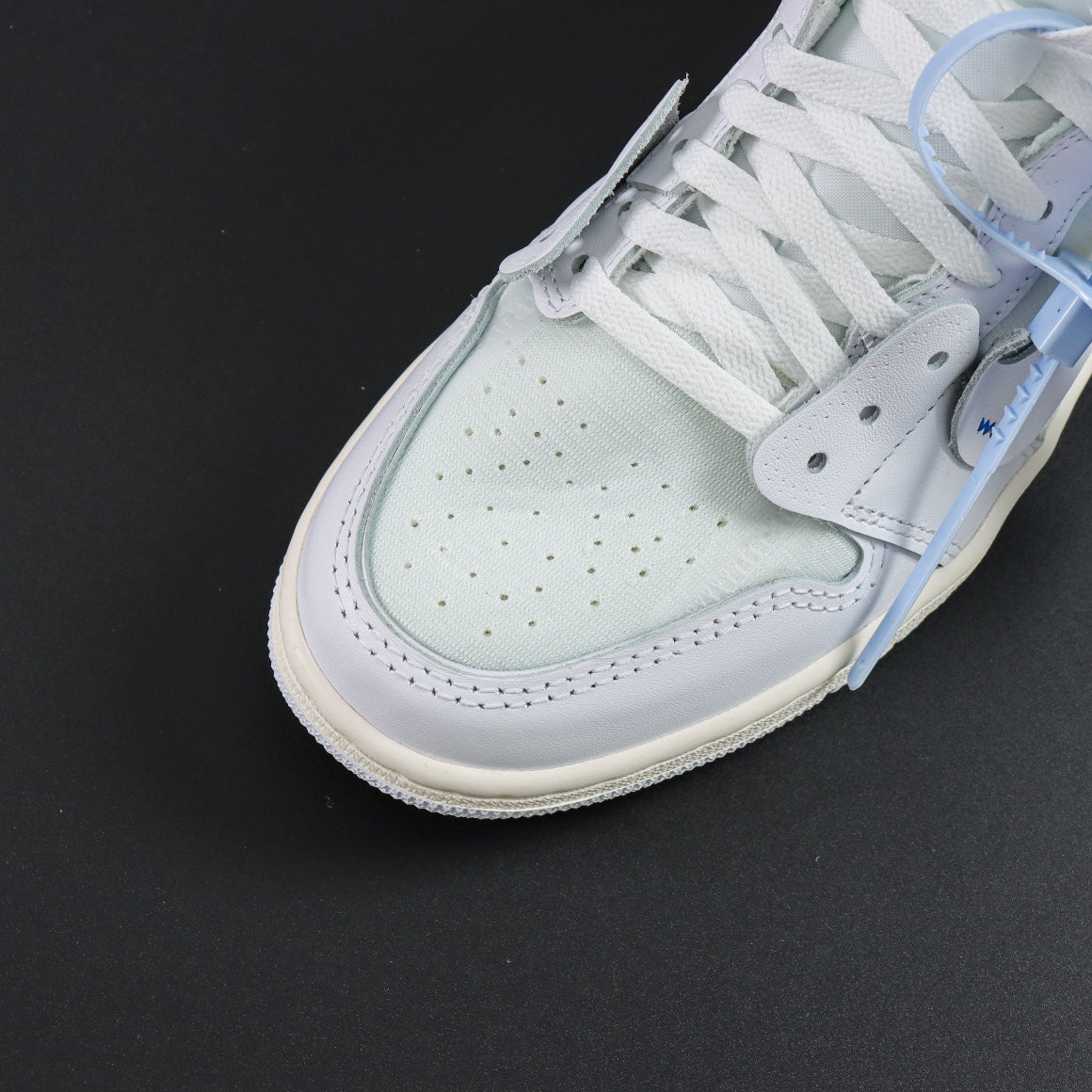 OFF-WHITE x Air Jordan 1 Retro High White the ten