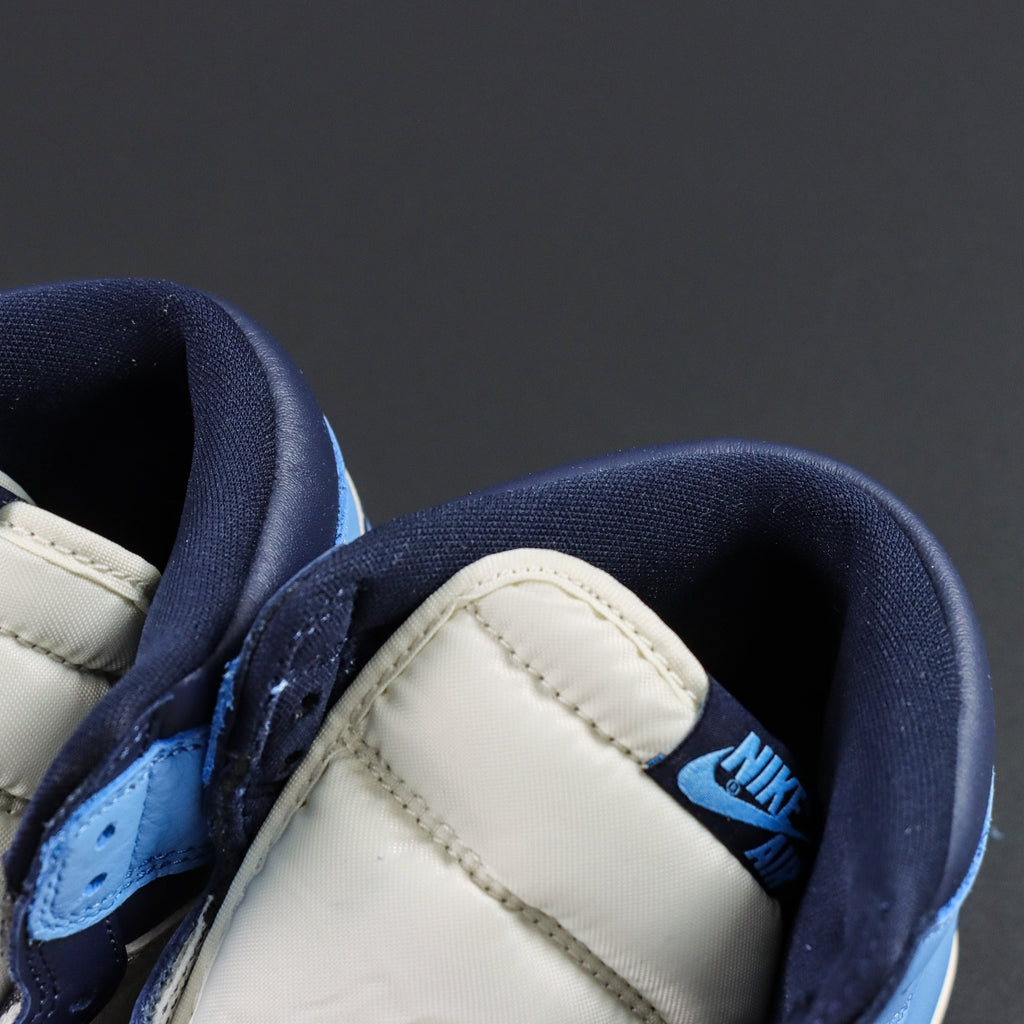 Air Jordan 1 Retro High OG  Obsidian