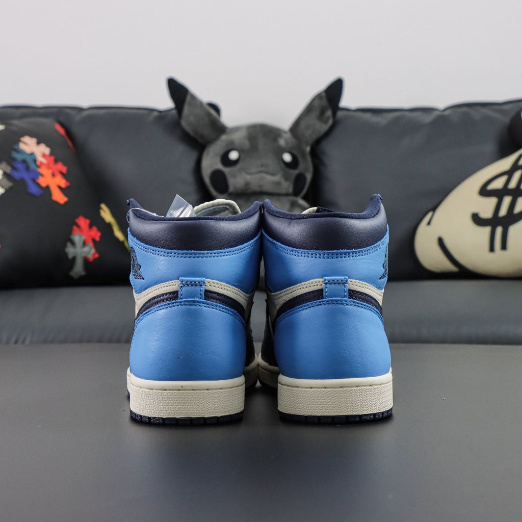 Air Jordan 1 Retro High OG  Obsidian