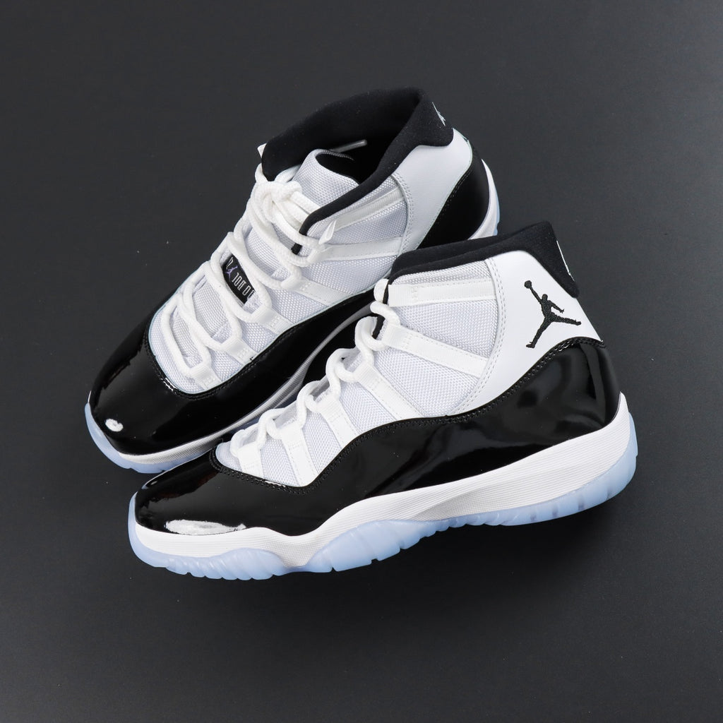 Air Jordan 11 Concord