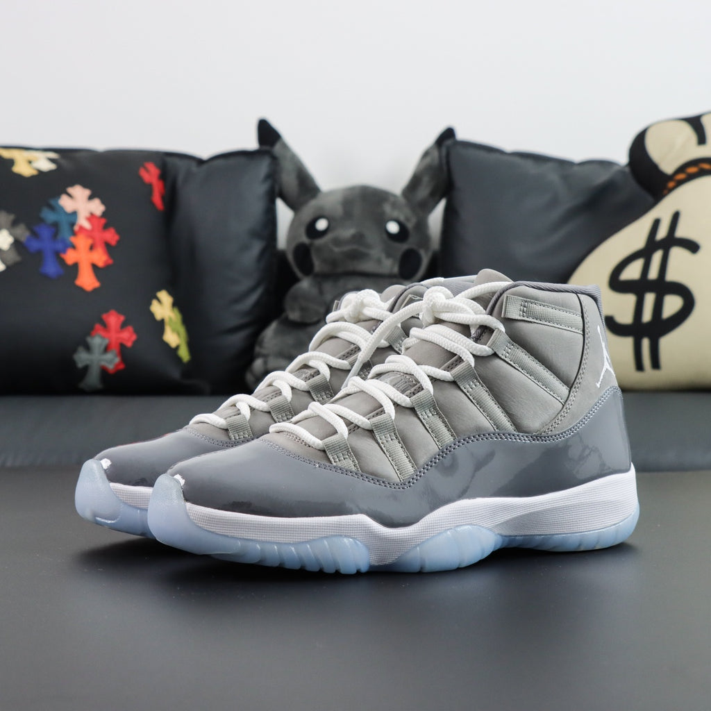 Air Jordan 11 Retro "cool grey"