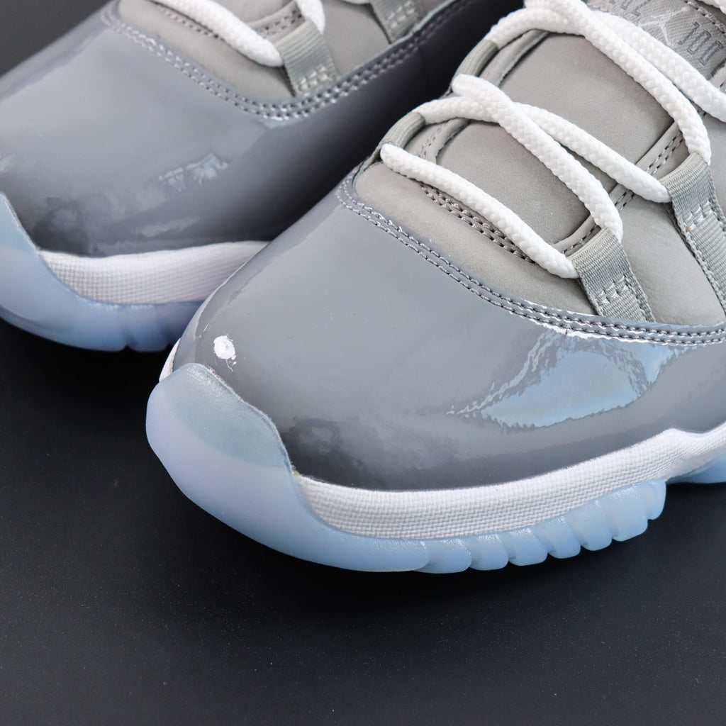 Air Jordan 11 Retro "cool grey"