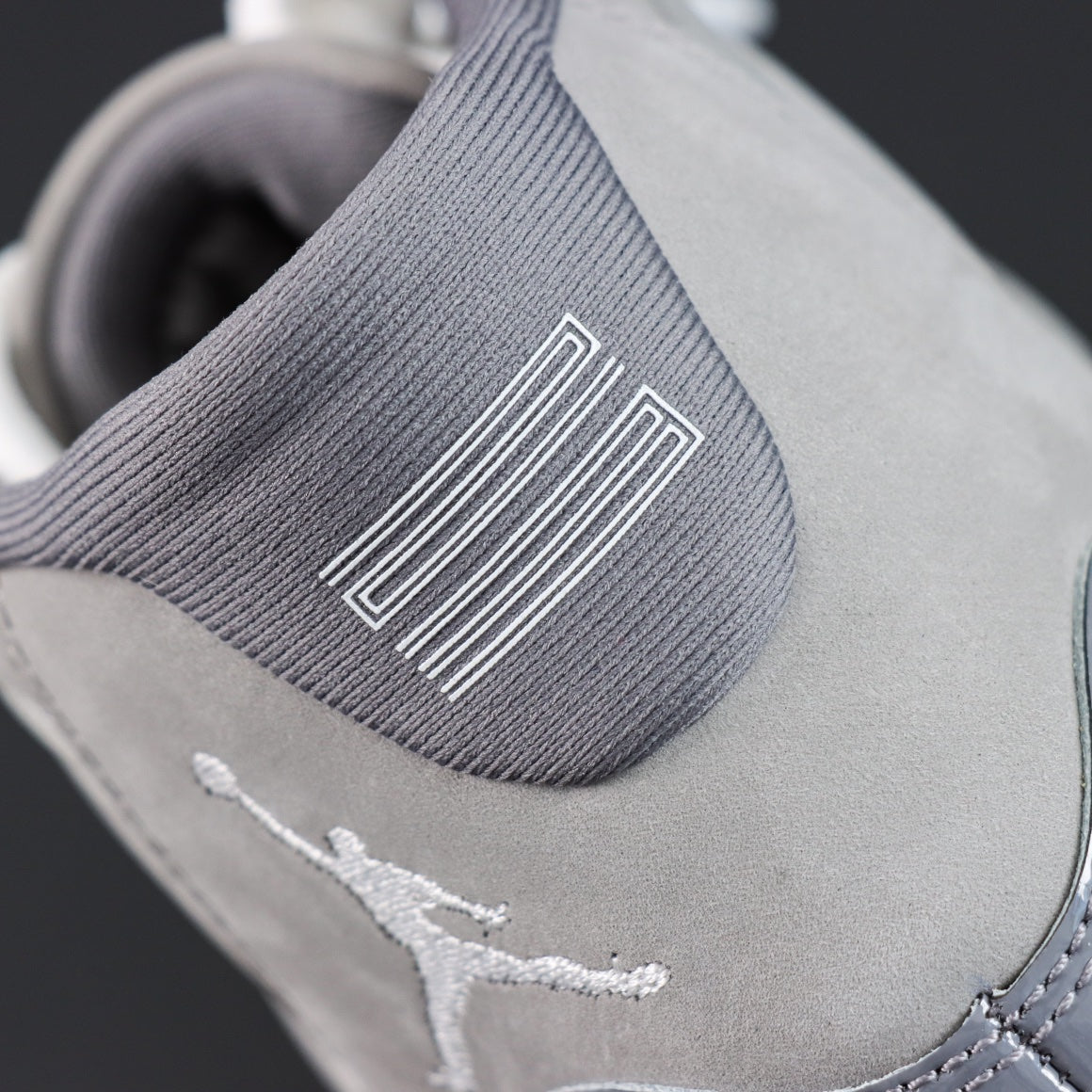 Air Jordan 11 Retro "cool grey"