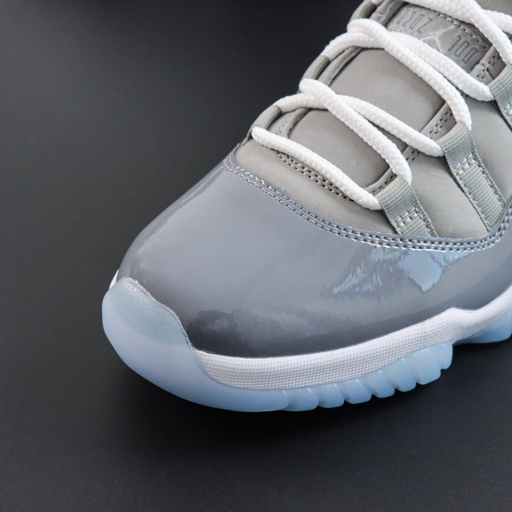 Air Jordan 11 Retro "cool grey"