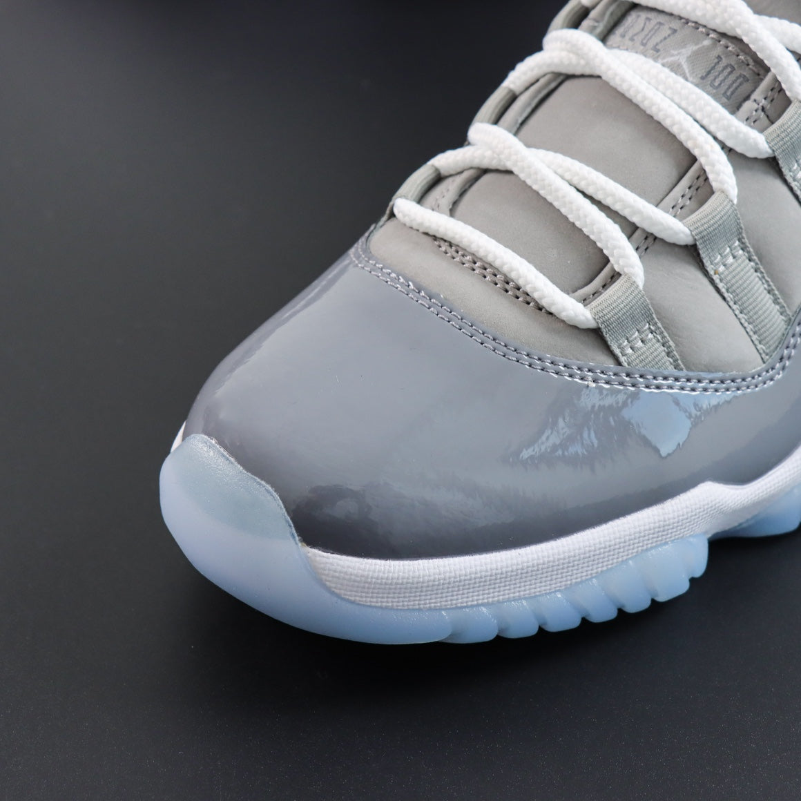 Air Jordan 11 Retro "cool grey"