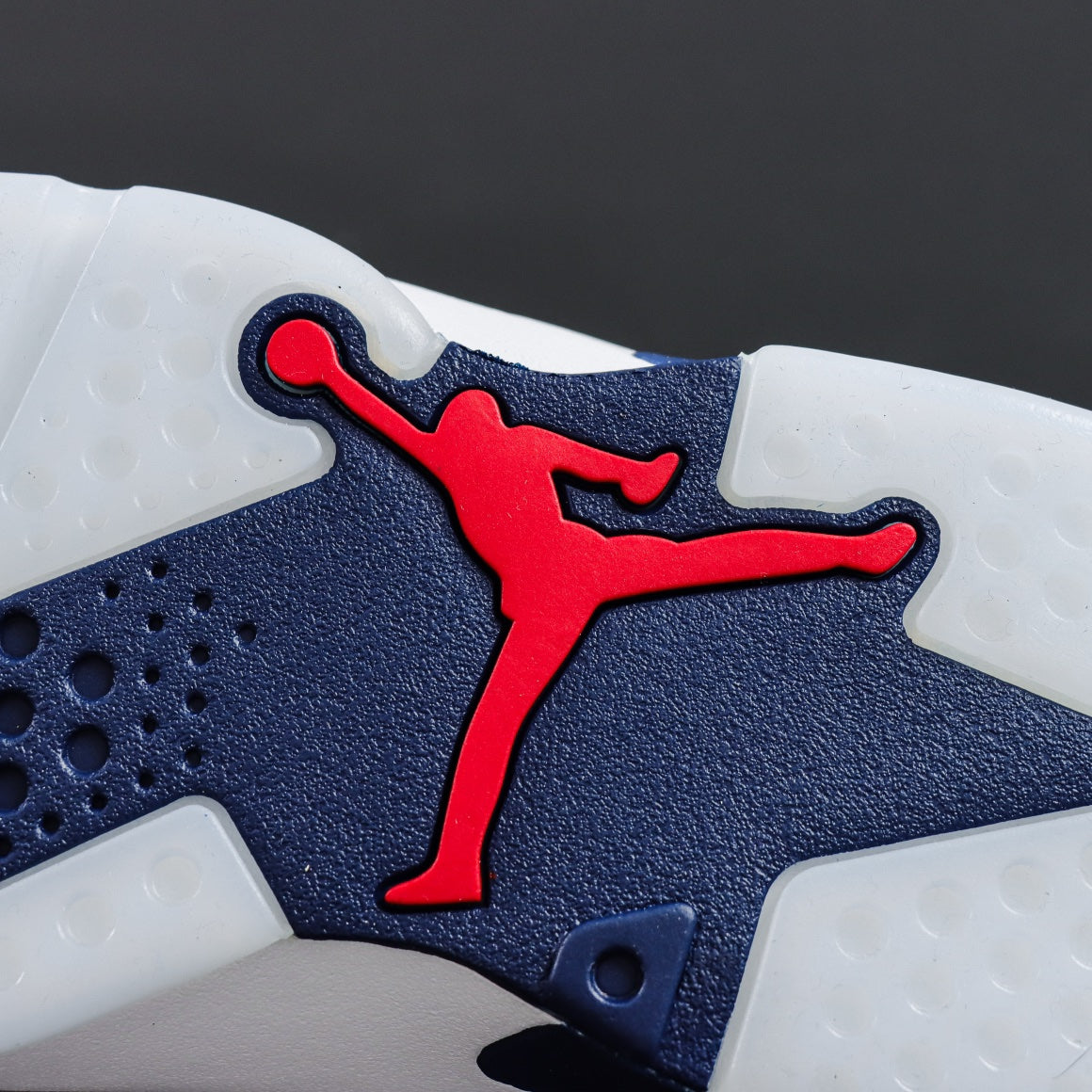 Air Jordan 6 "Olympic"