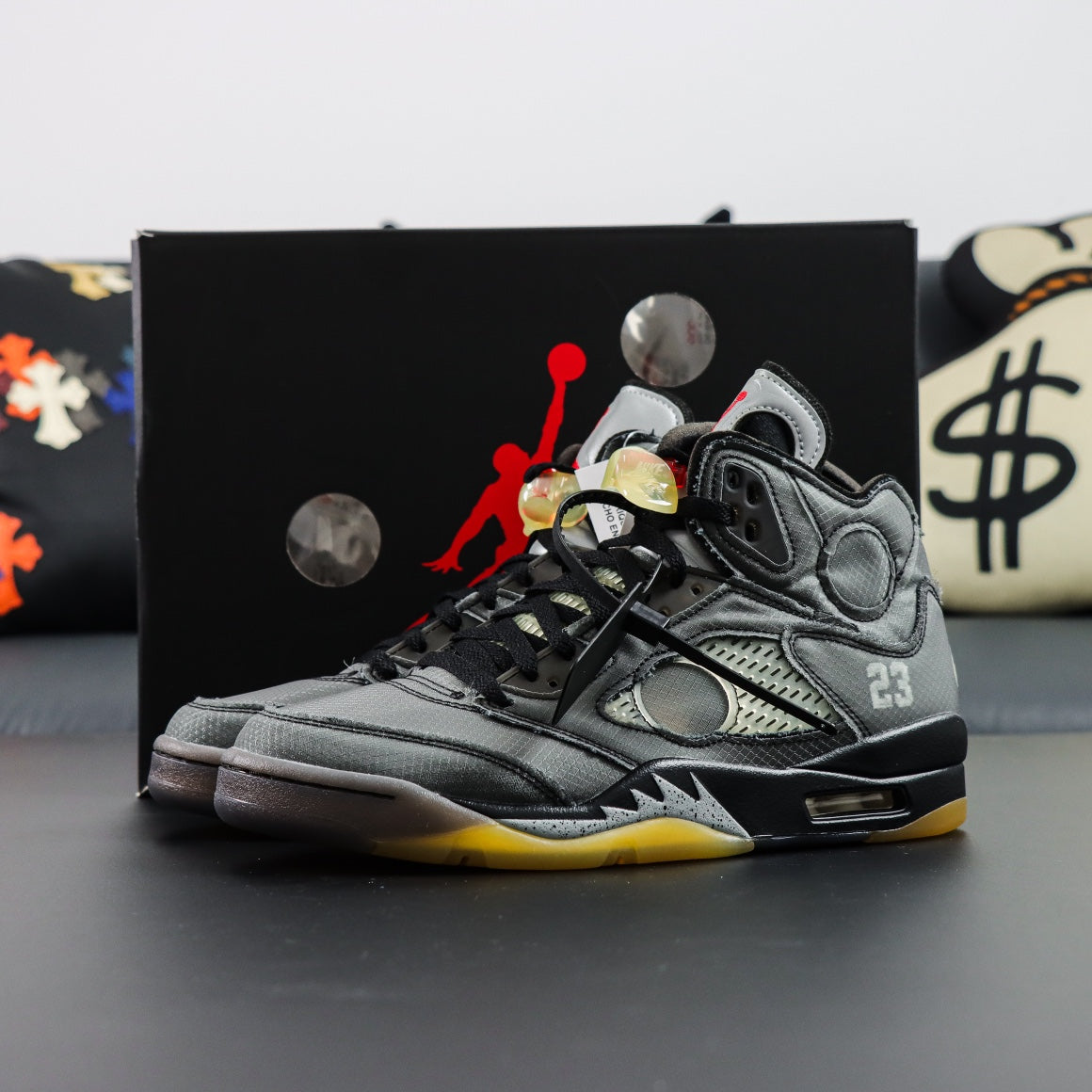 Off-white x Air Jordan Retro 5 SP