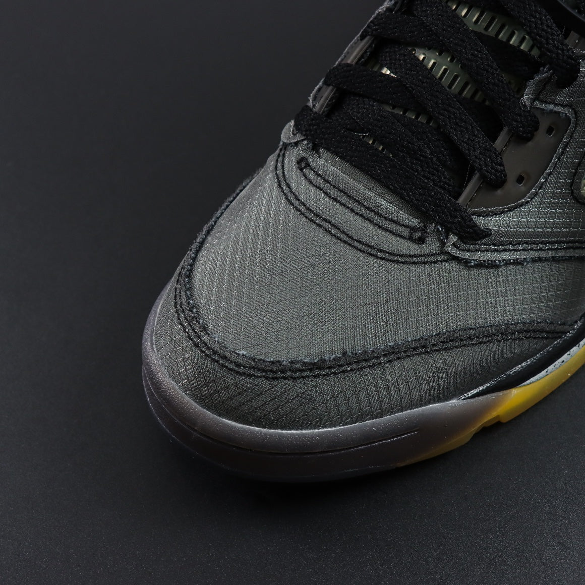 Off-white x Air Jordan Retro 5 SP