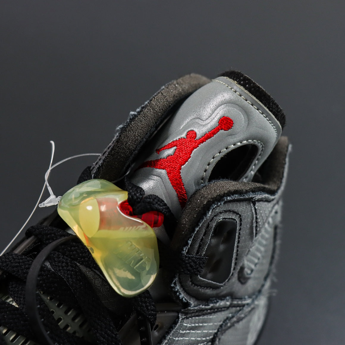 Off-white x Air Jordan Retro 5 SP