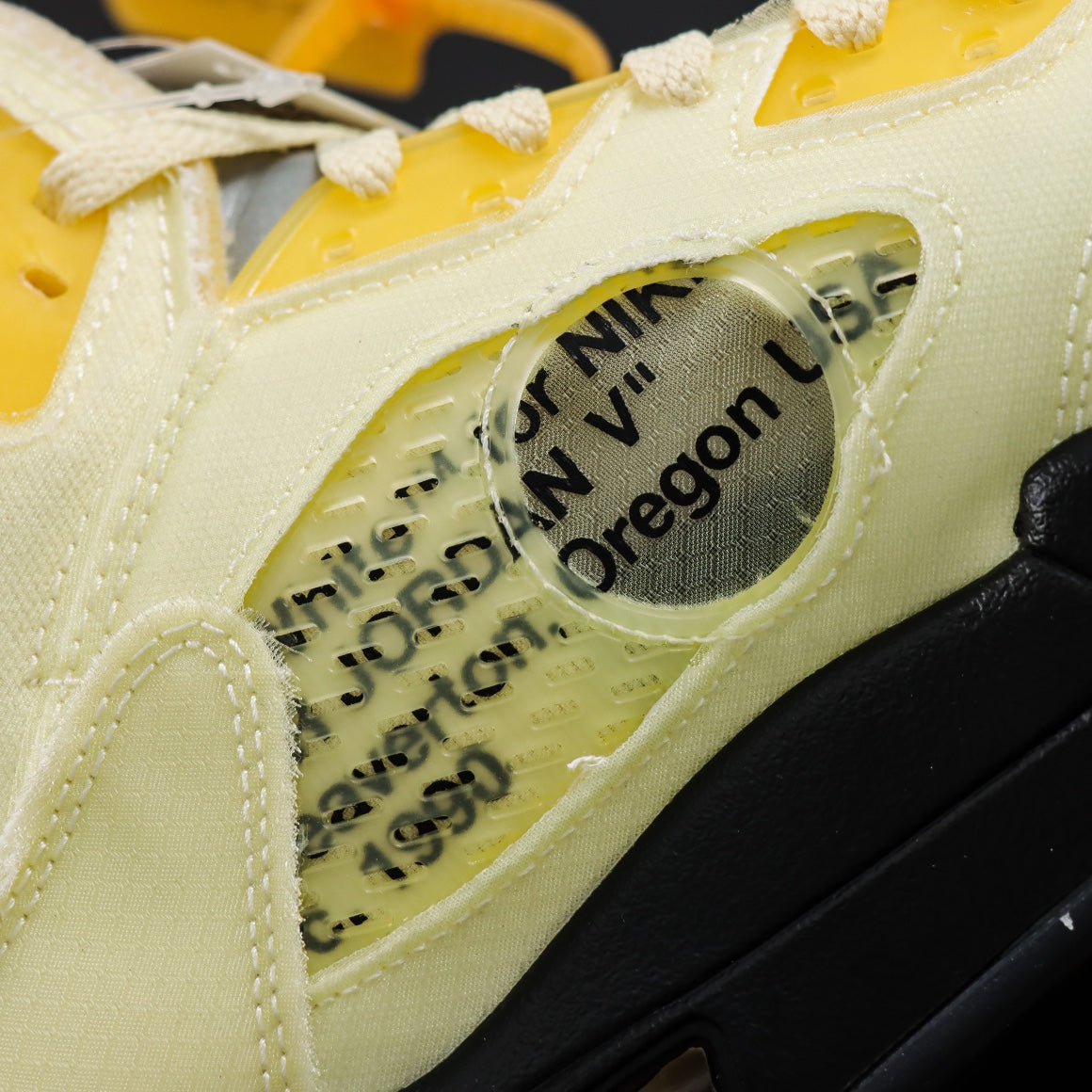 Off-white x Air Jordan Retro 5 SP "Sail"