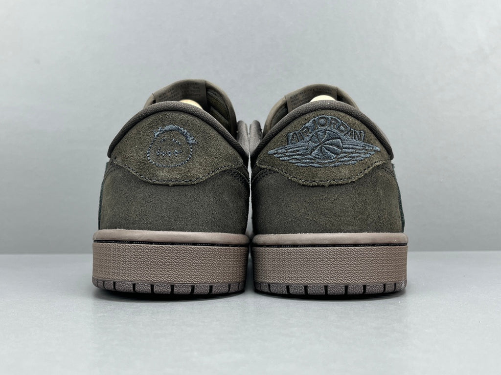 Travis Scott x Jordan Air Jordan 1 Low OG “Velvet Brown”