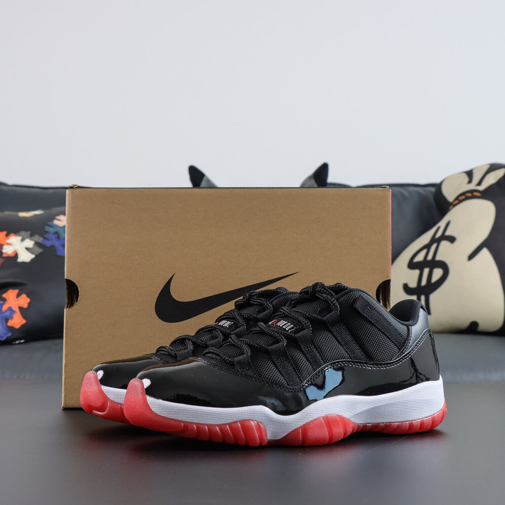 Air Jordan 11 Low "Bred"