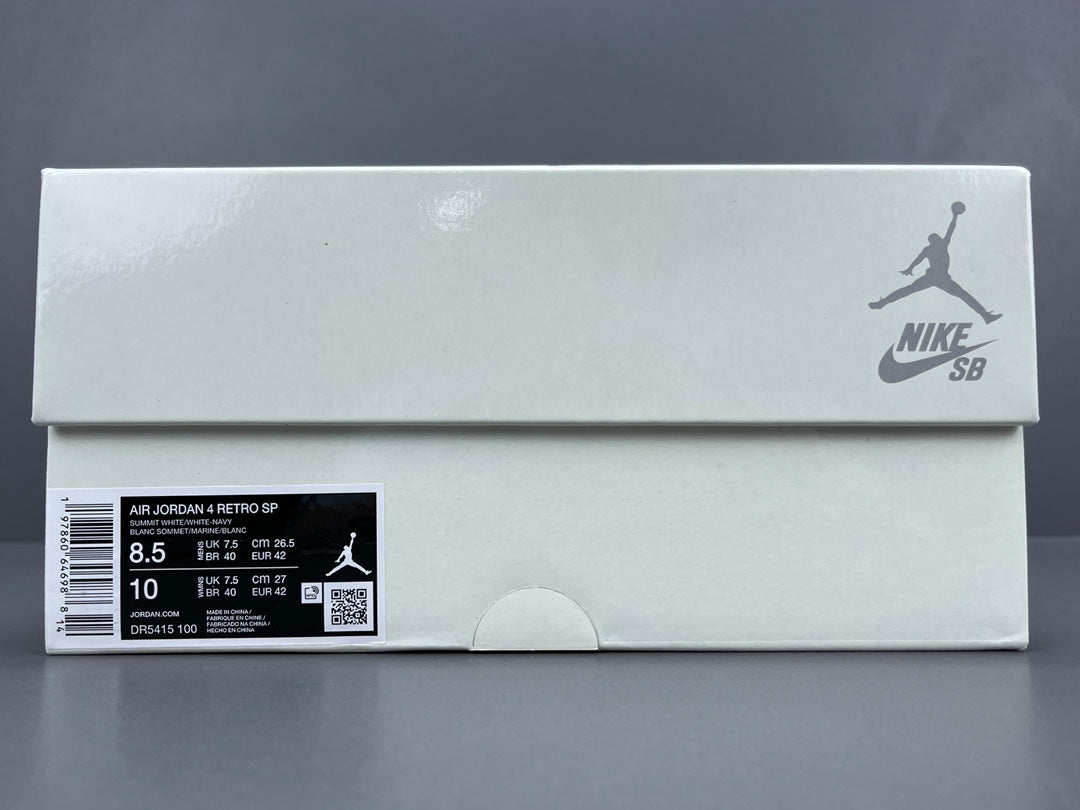Nike SB x Jordan Air Jordan 4 "Sapphire"