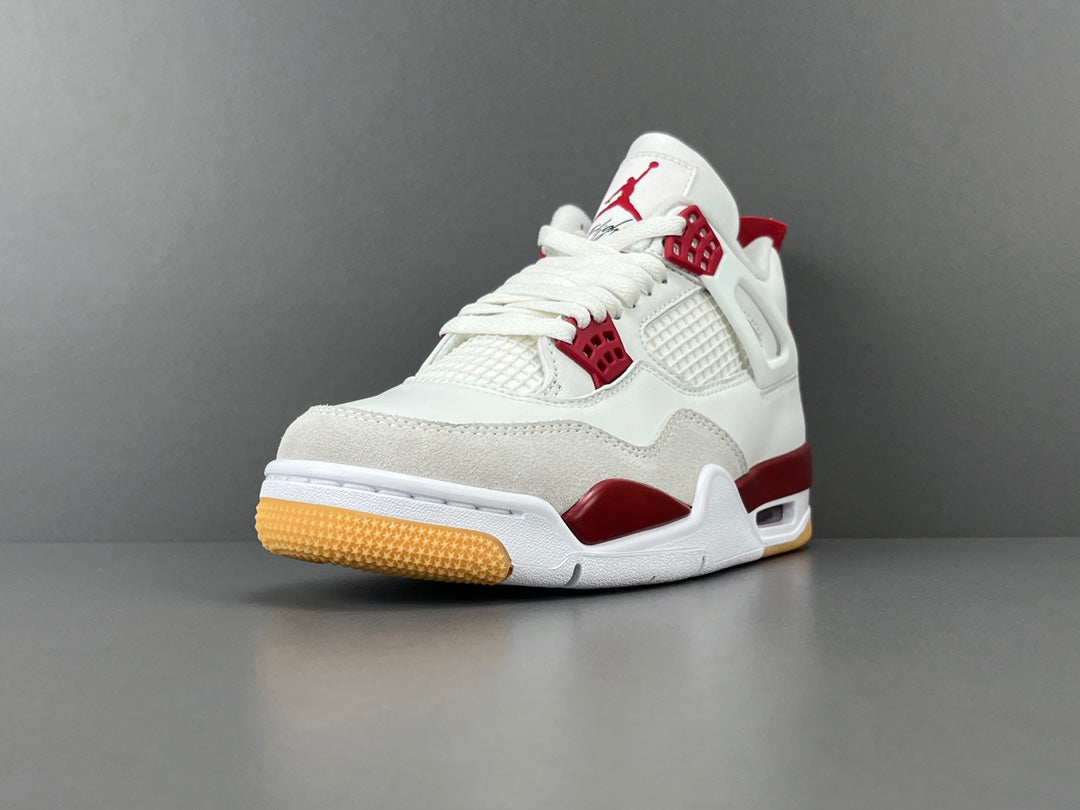 Nike SB x Jordan Air Jordan 4 “Varsity Red”