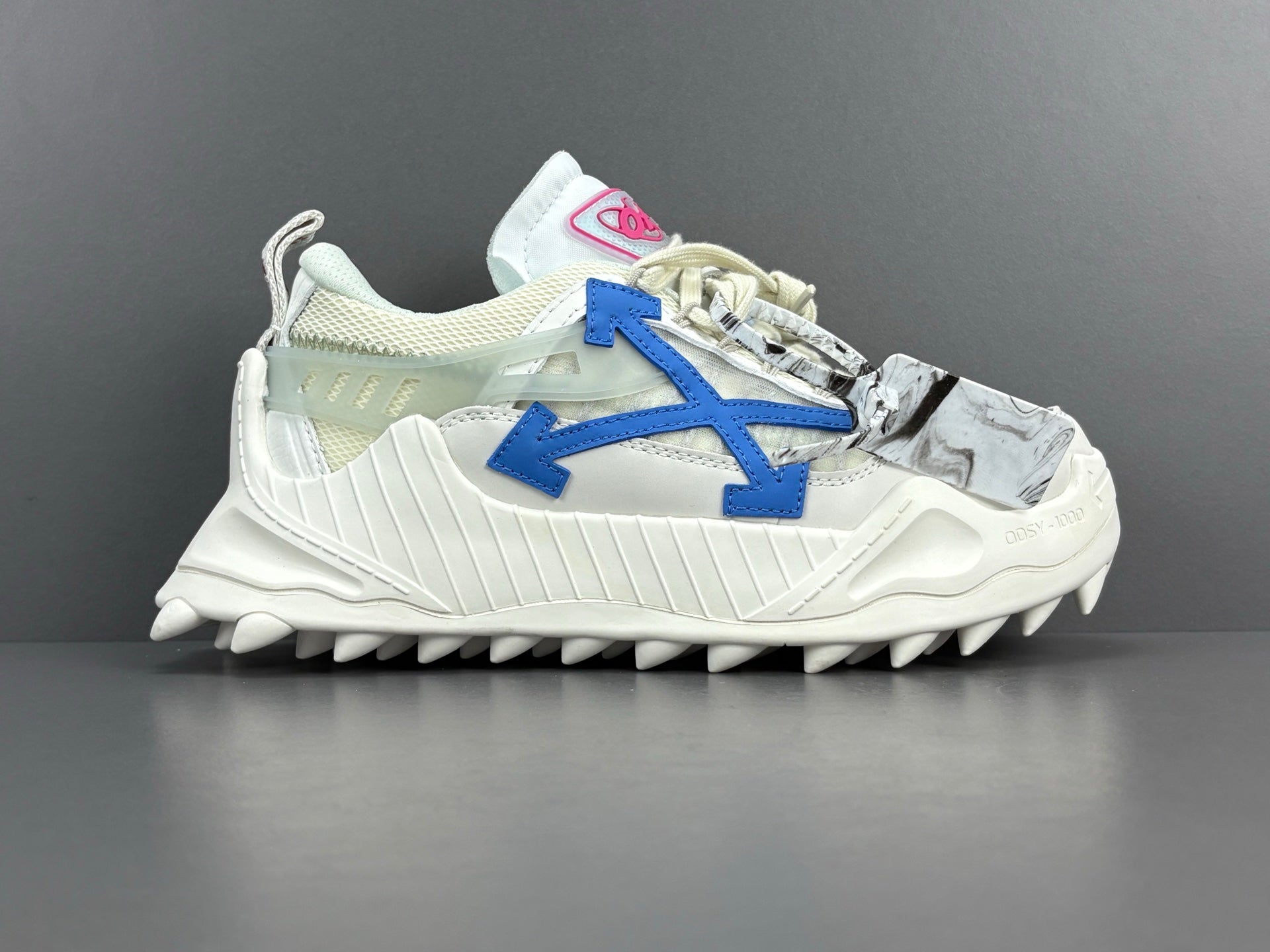Off-white Odsy