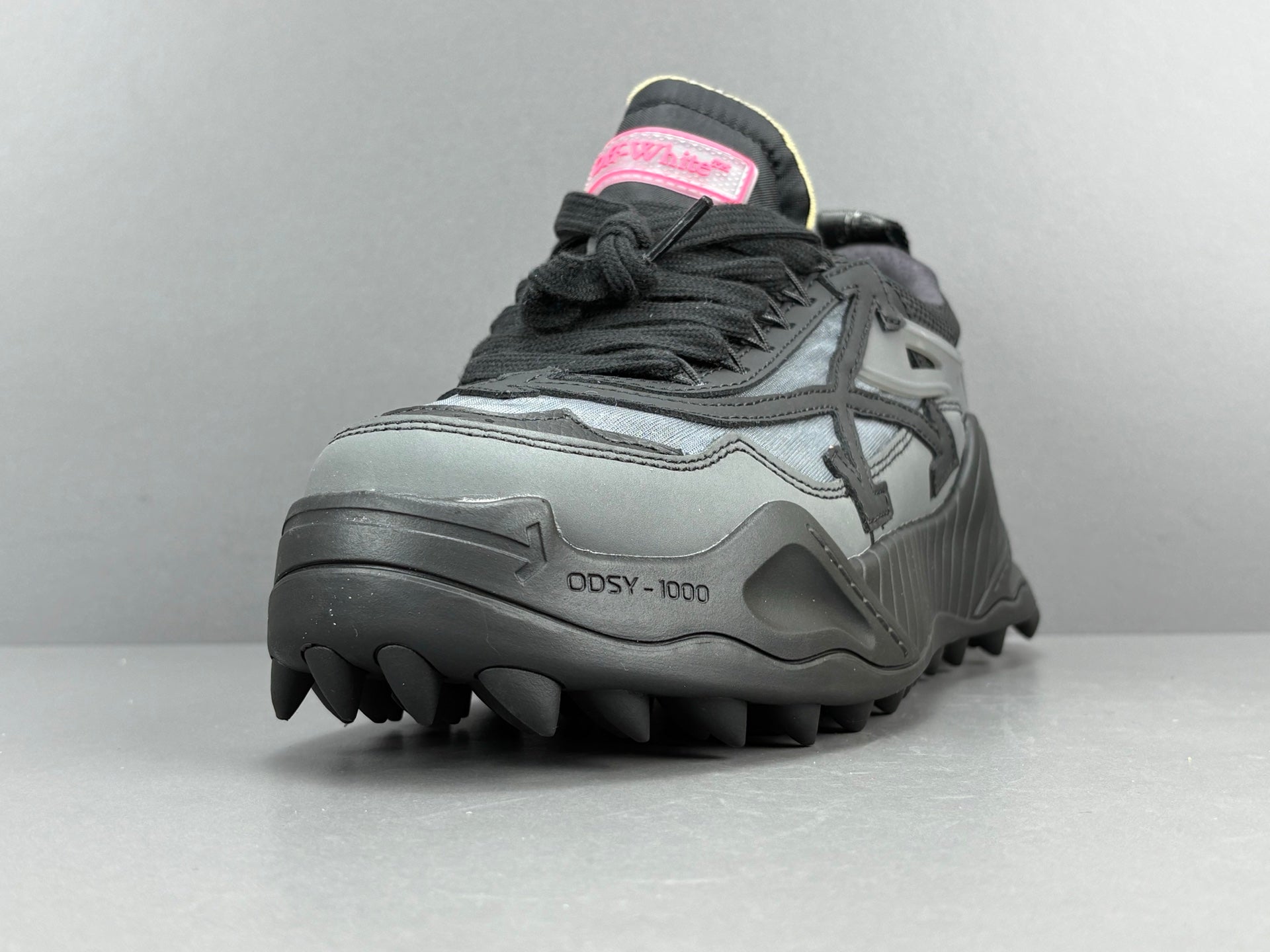 Off-white Odsy