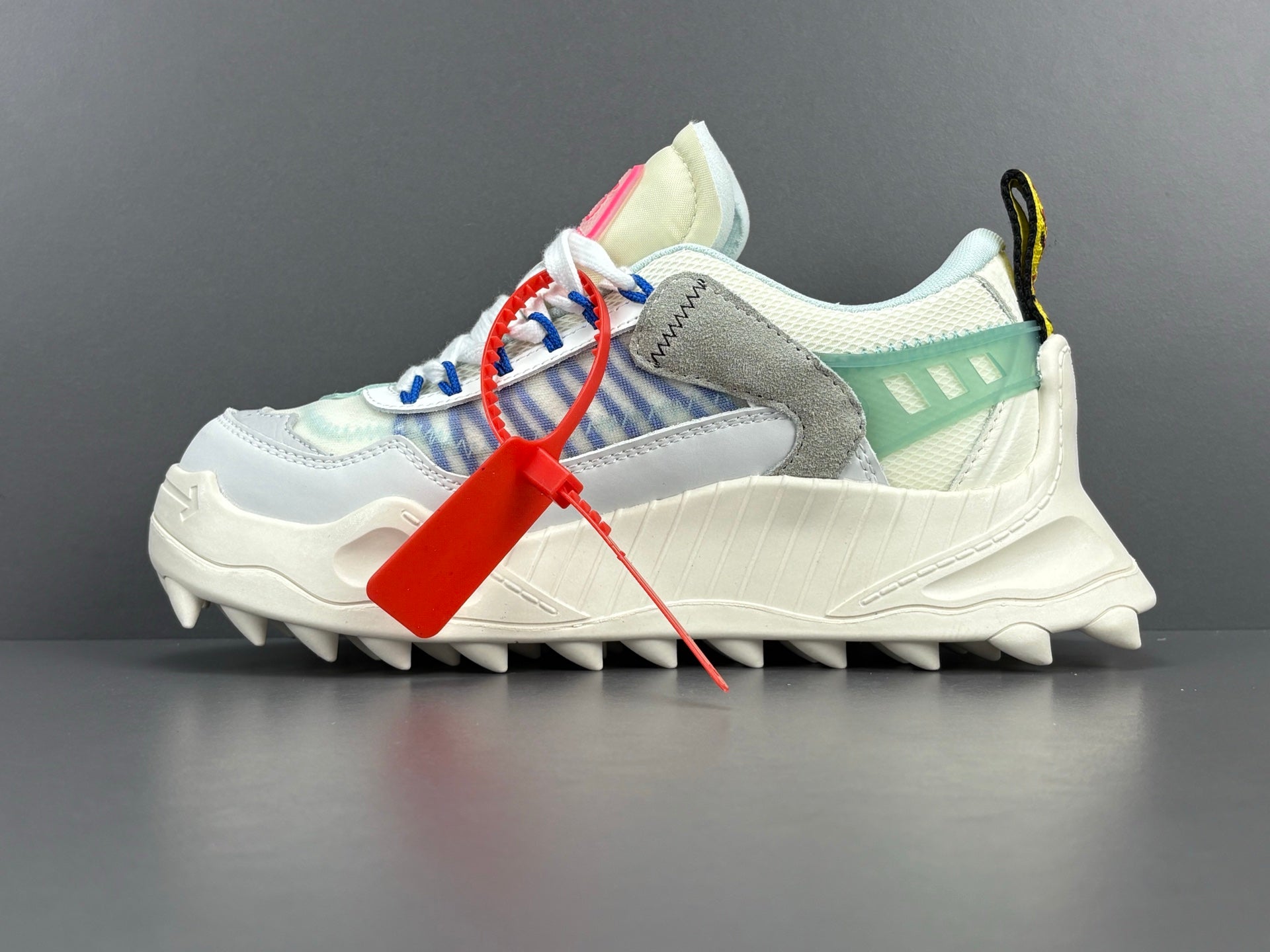Off-white Odsy