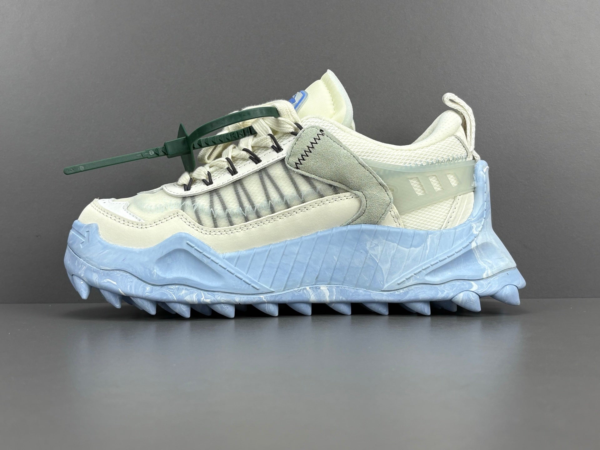 Off-white Odsy