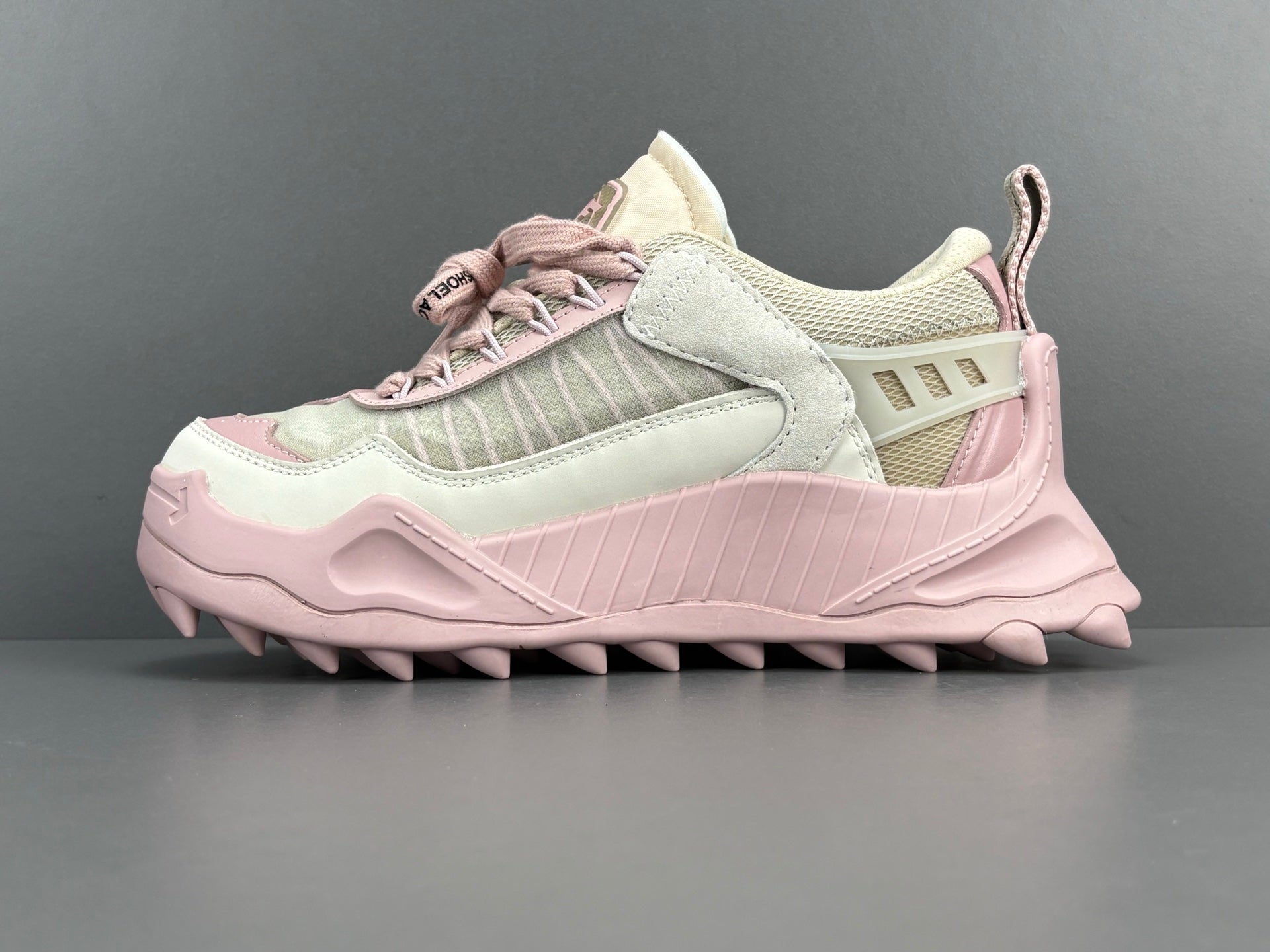 Off-white Odsy