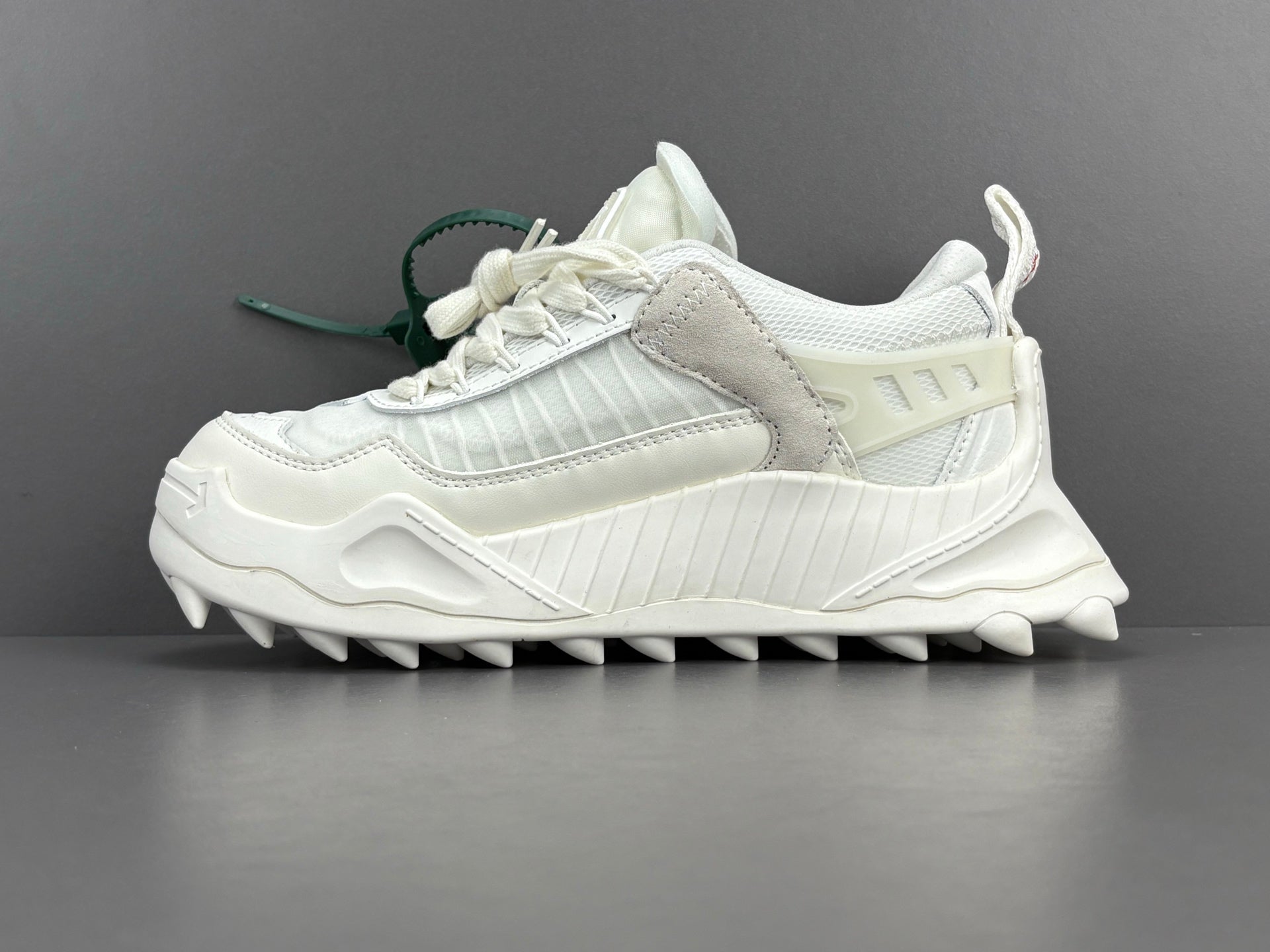 Off-white Odsy