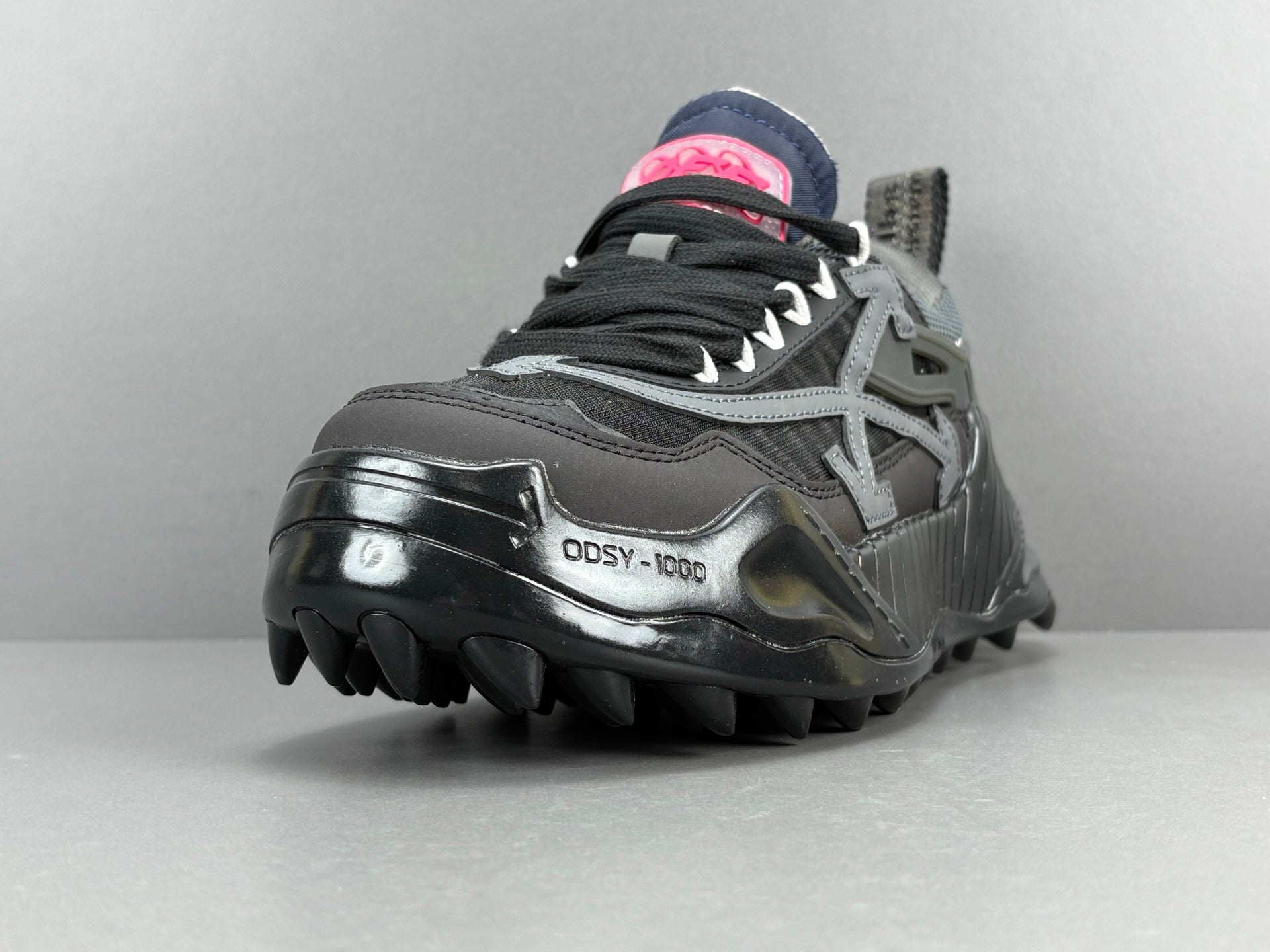 Off-white Odsy