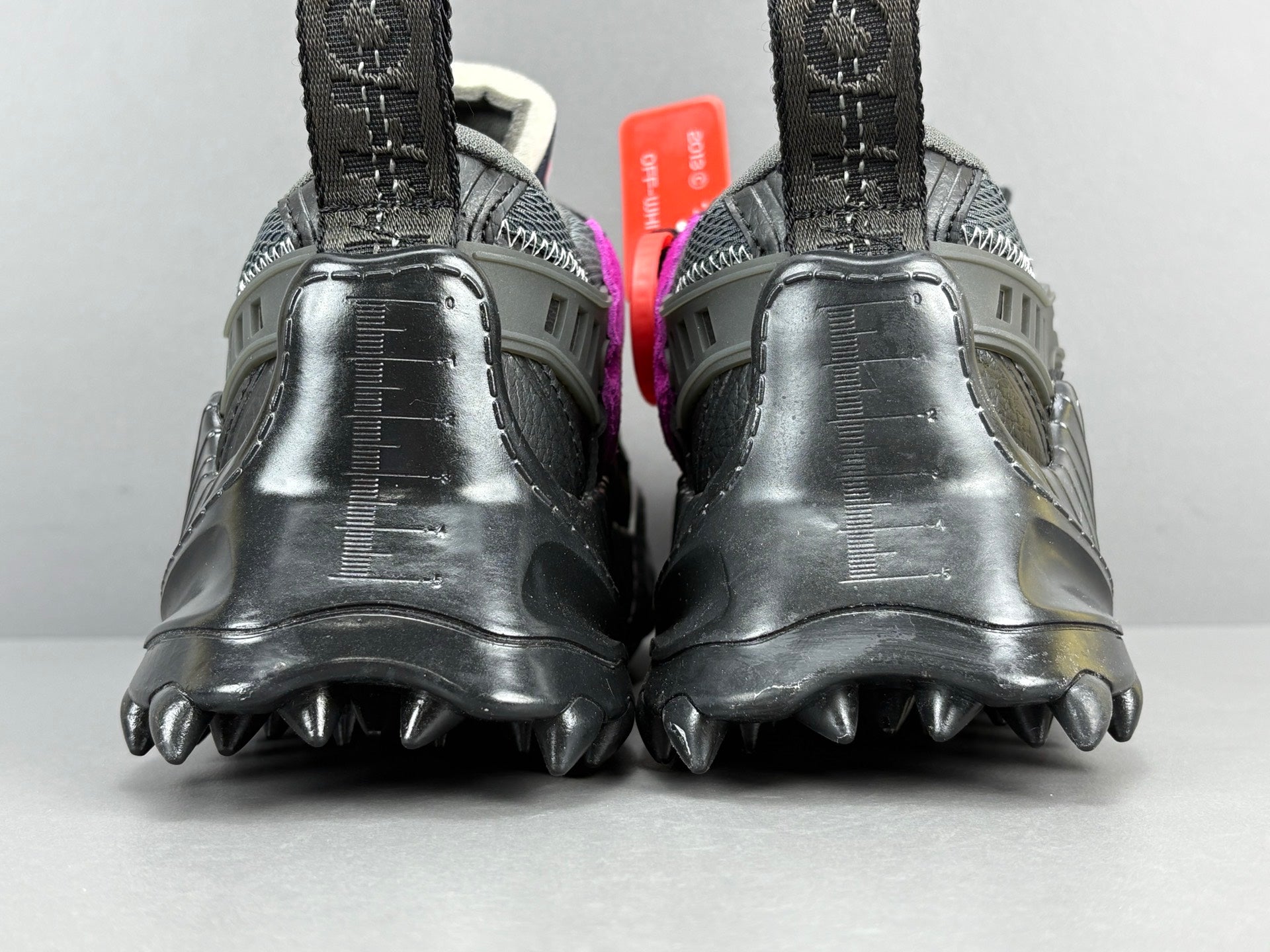 Off-white Odsy
