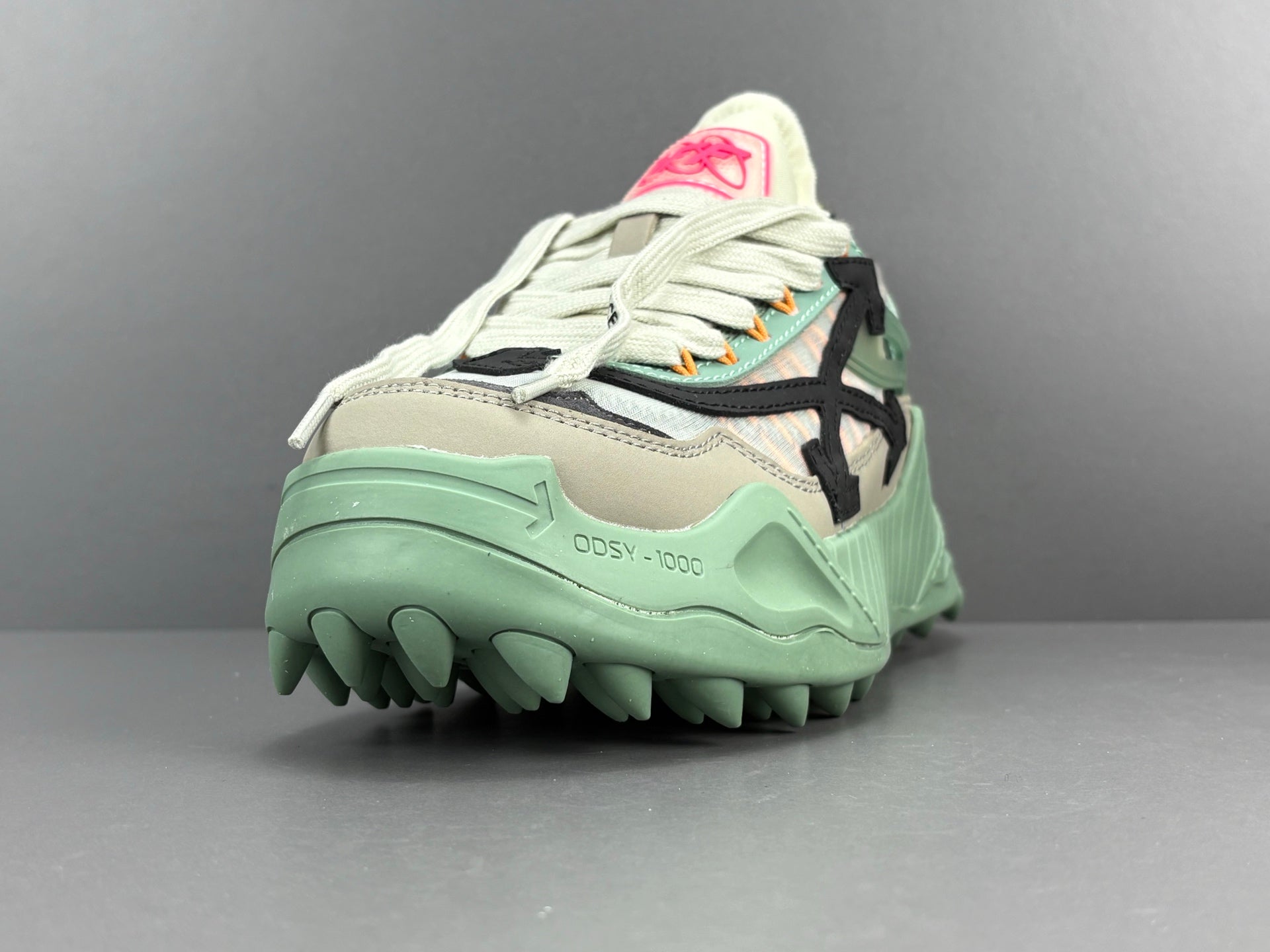 Off-white Odsy