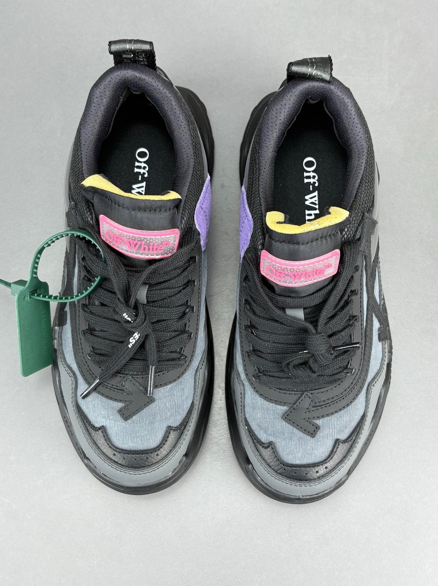 Off-white Odsy