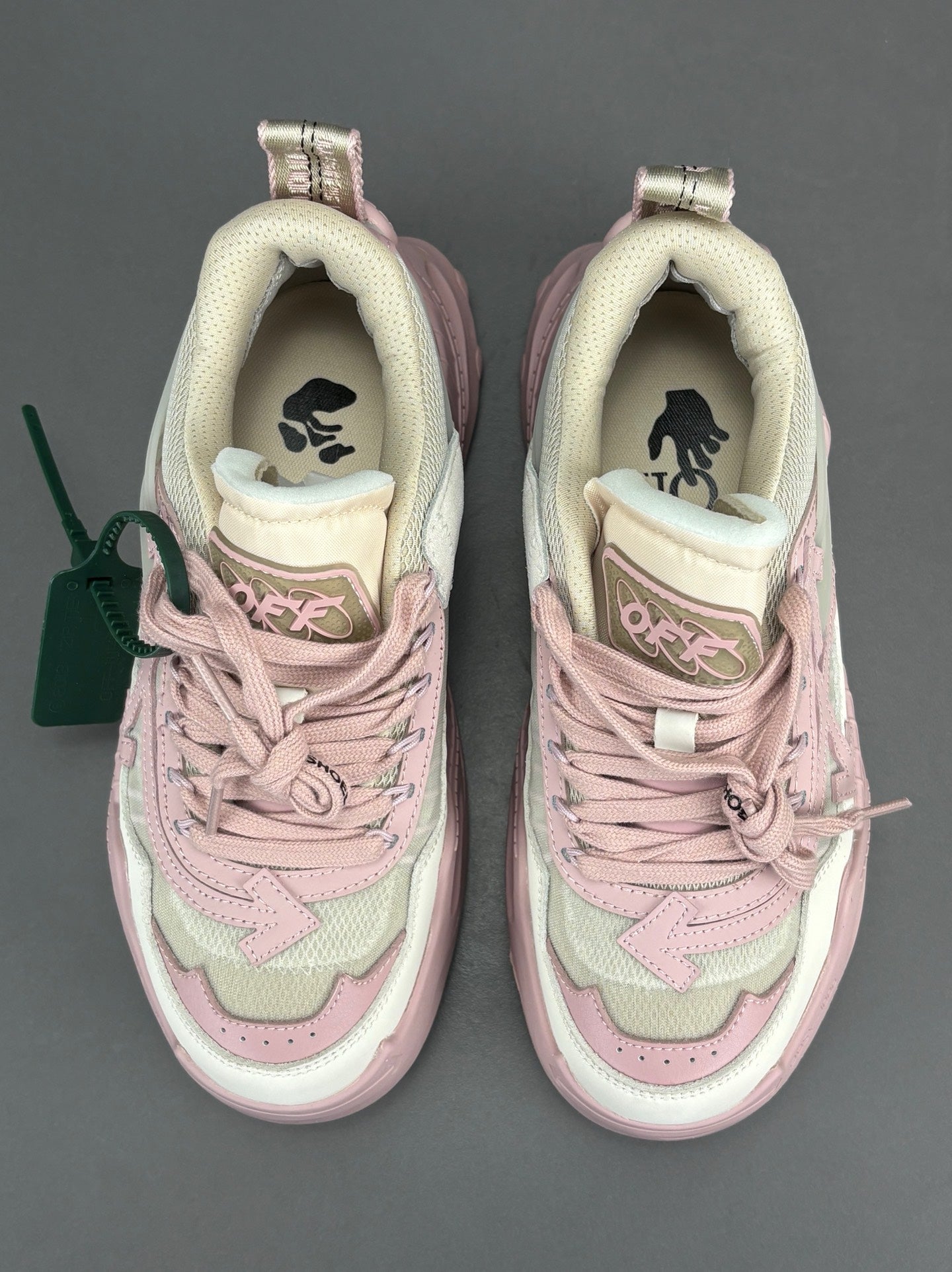Off-white Odsy