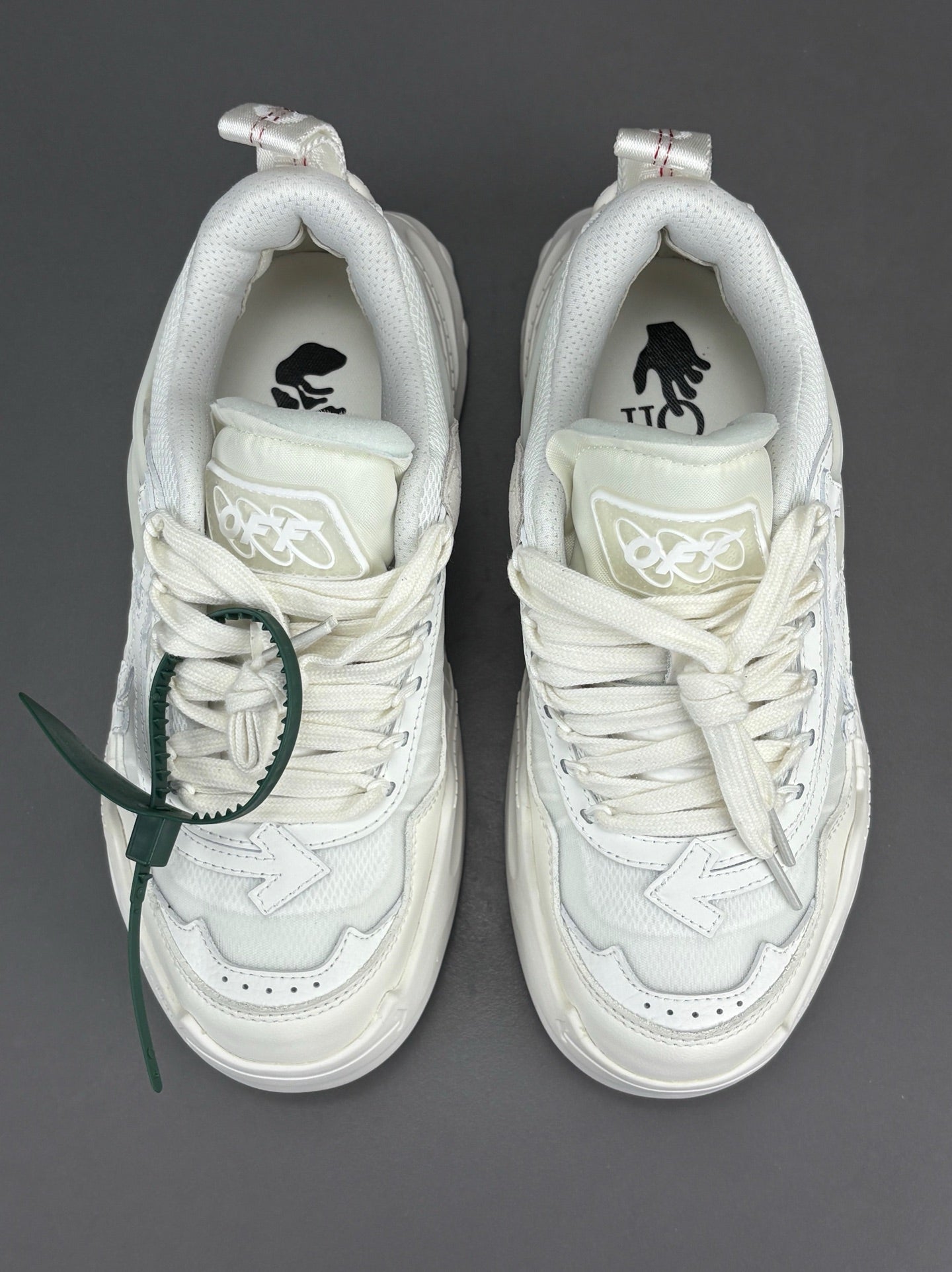 Off-white Odsy