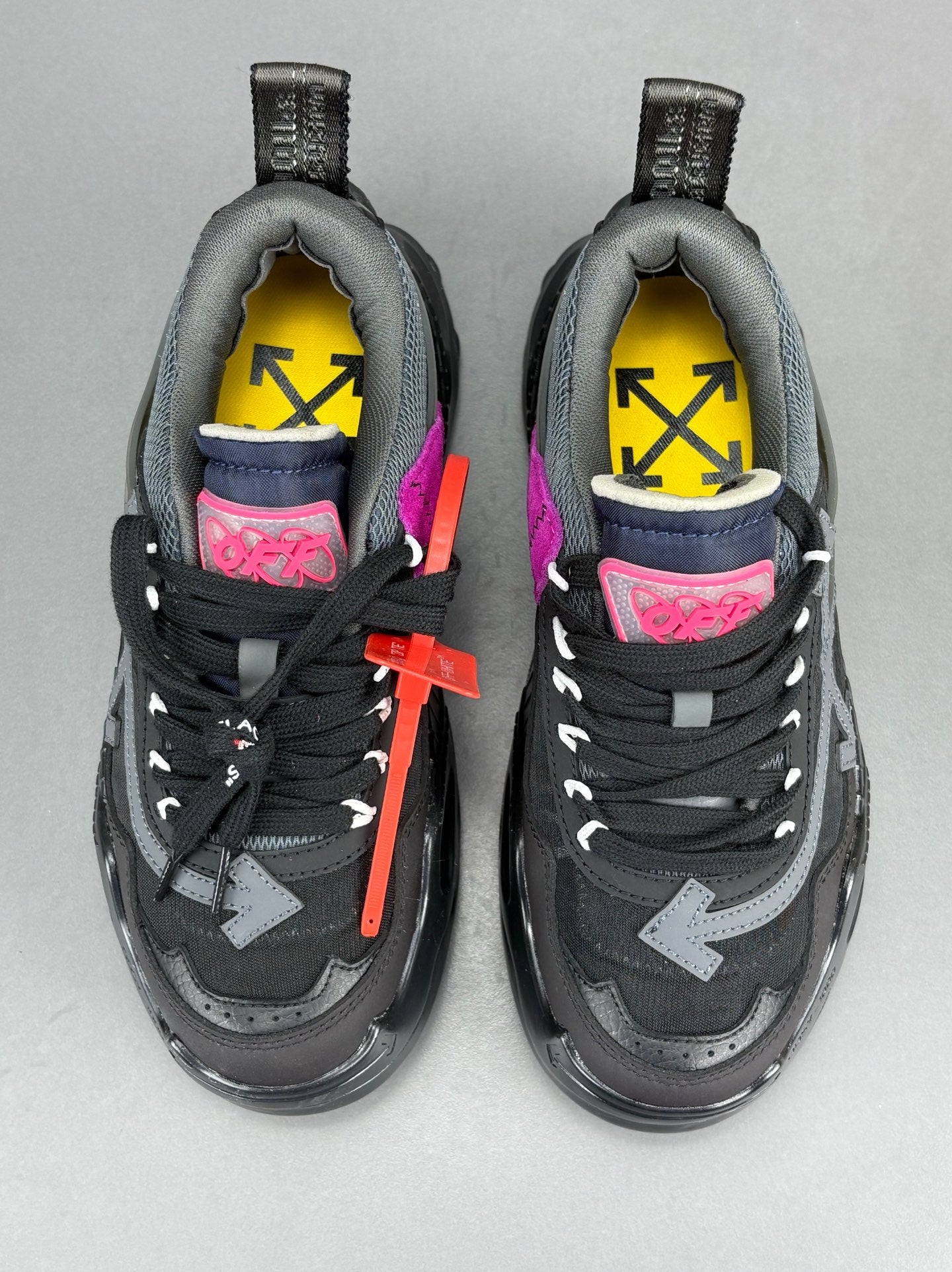 Off-white Odsy