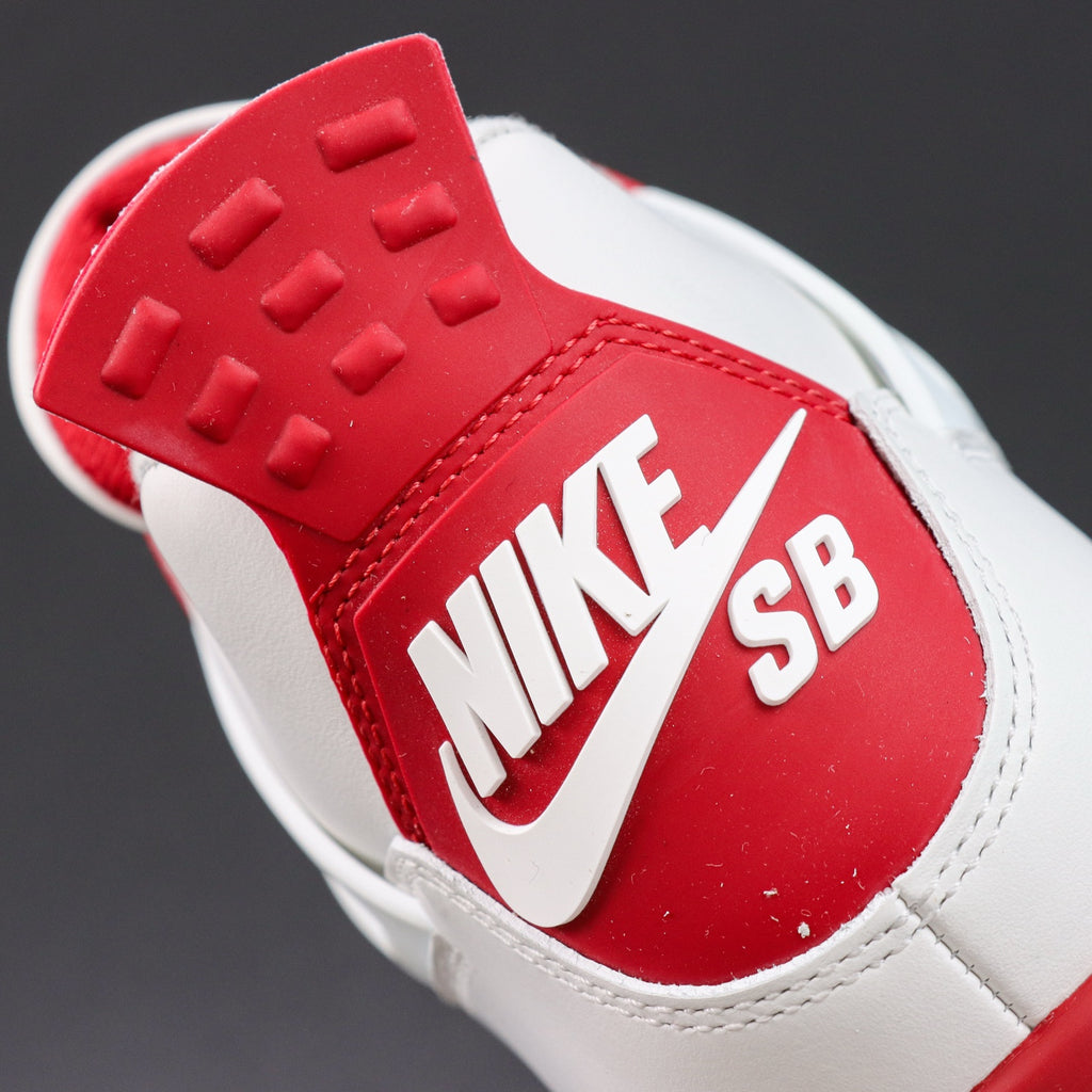 Nike SB x Air Jordan 4 "Varsity Red"