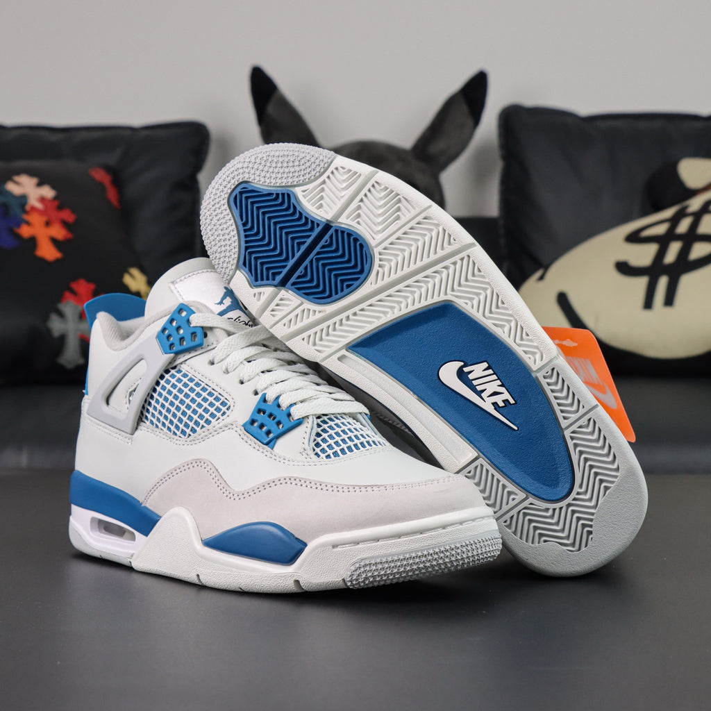 Jordan Air Jordan 4 "Military Blue"
