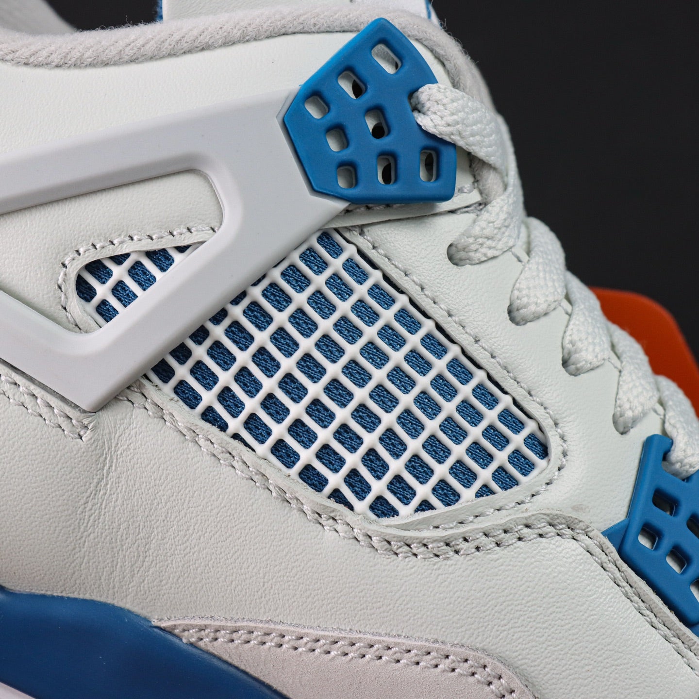 Jordan Air Jordan 4 "Military Blue"