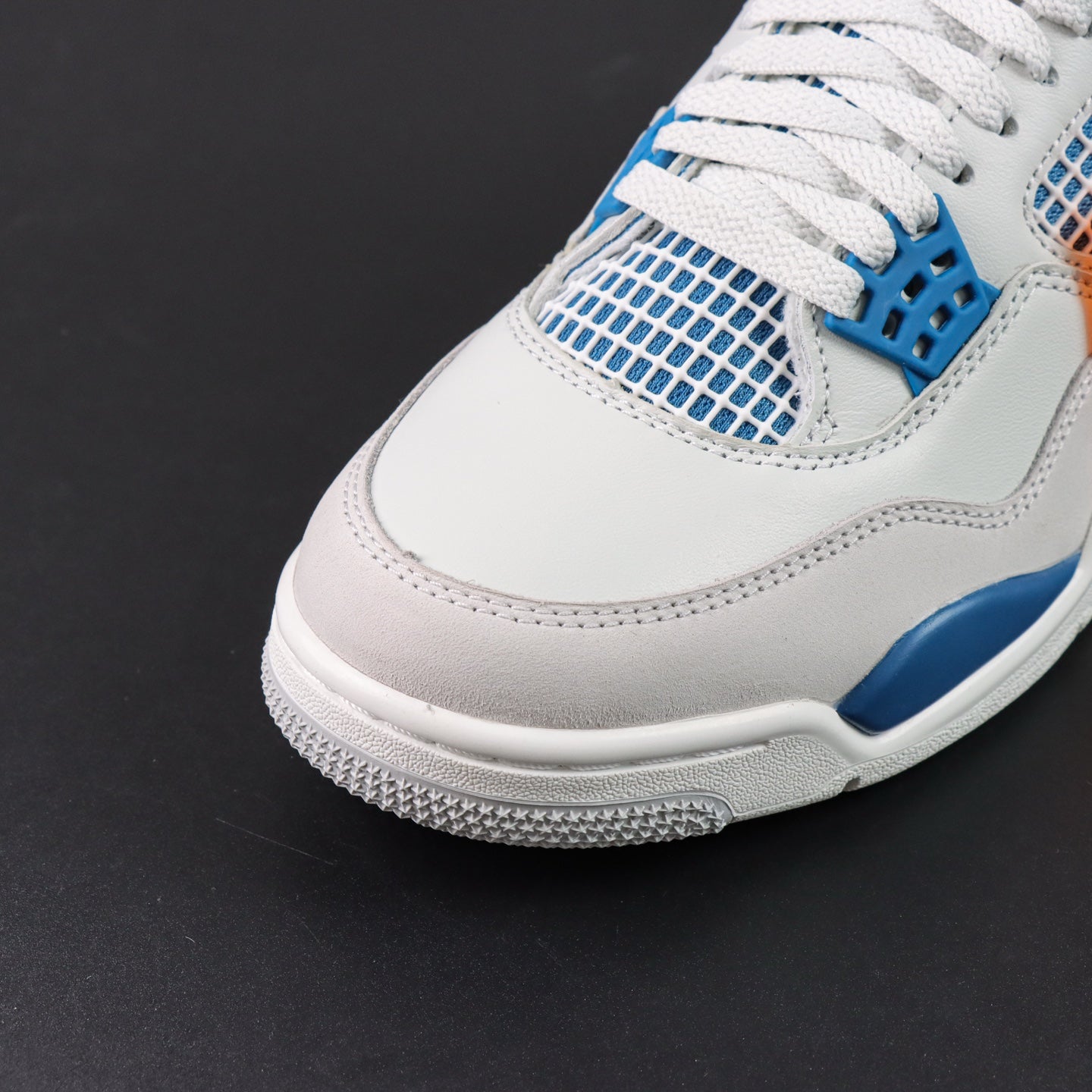 Jordan Air Jordan 4 "Military Blue"