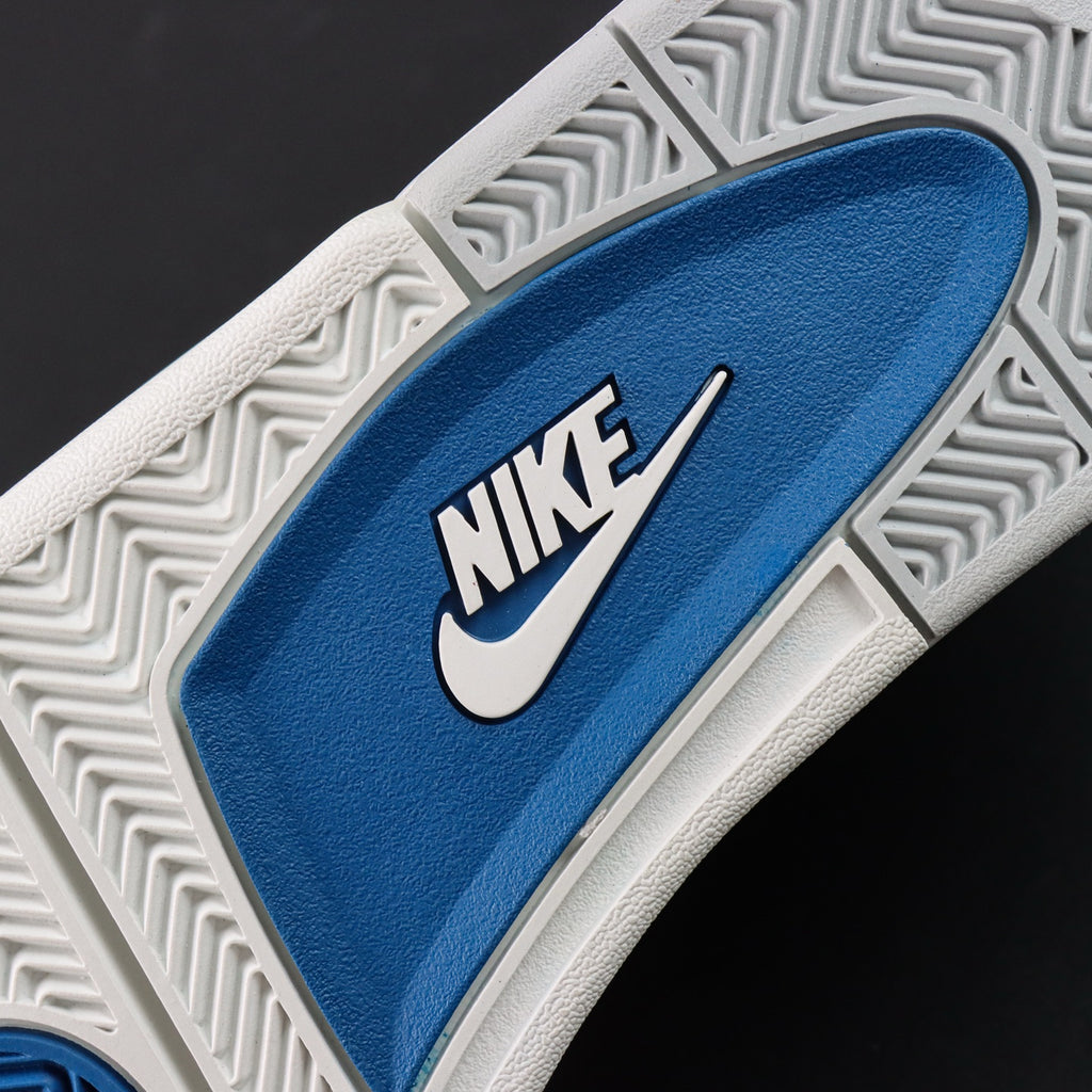 Jordan Air Jordan 4 "Military Blue"