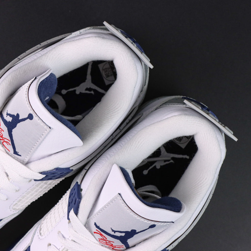 Air Jordan 4 Retro "Midnight Navy"