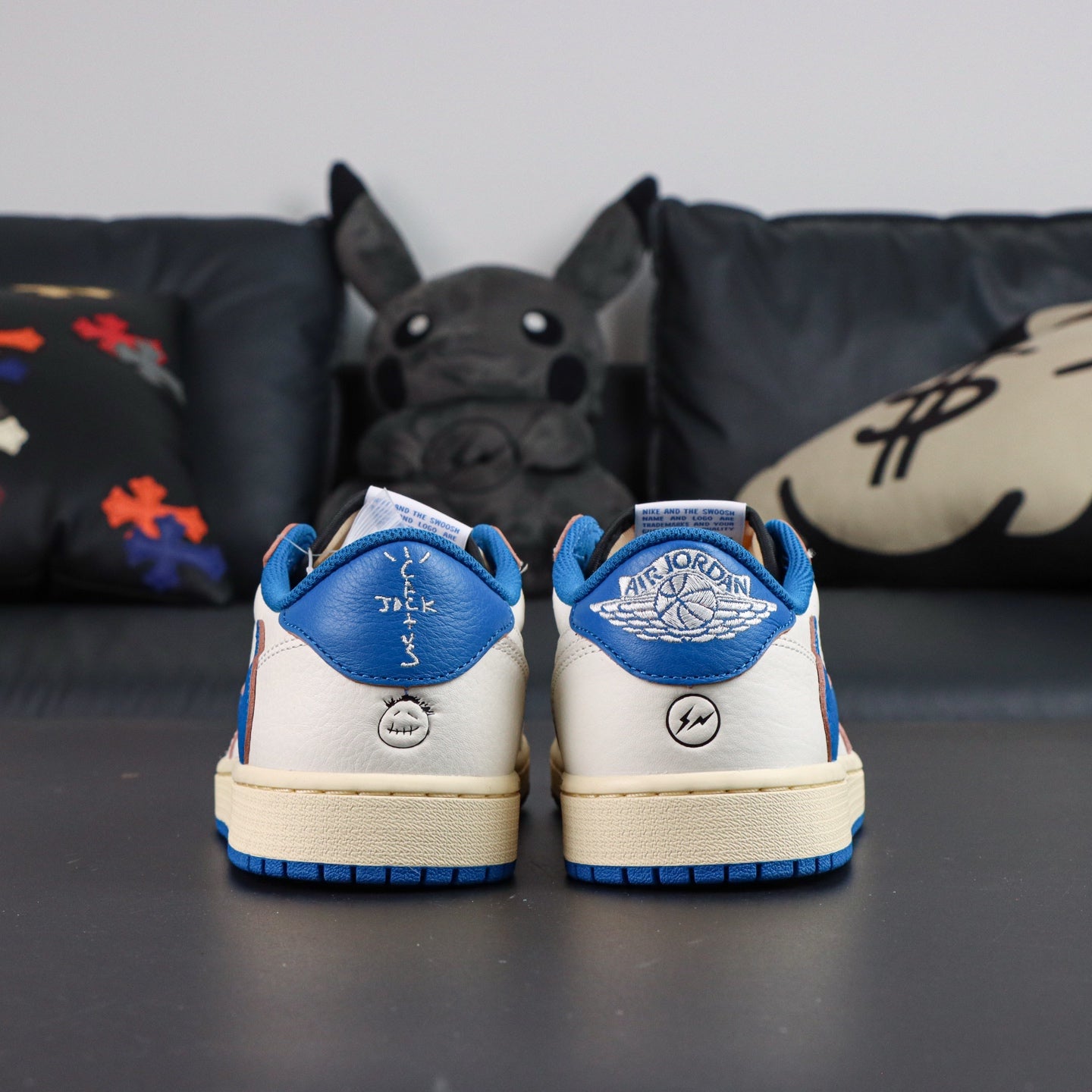 Travis Scott x Air Jordan 1 Low OG