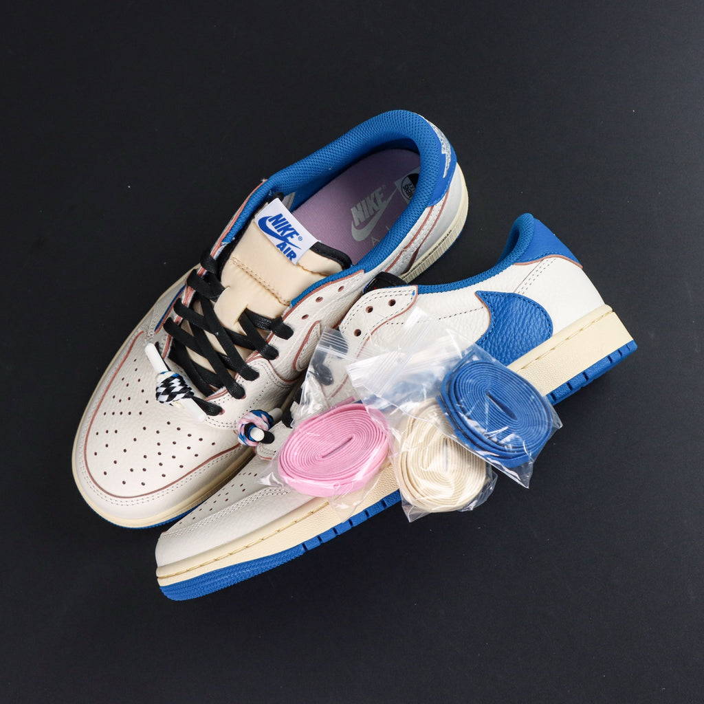 Travis Scott x Air Jordan 1 Low OG