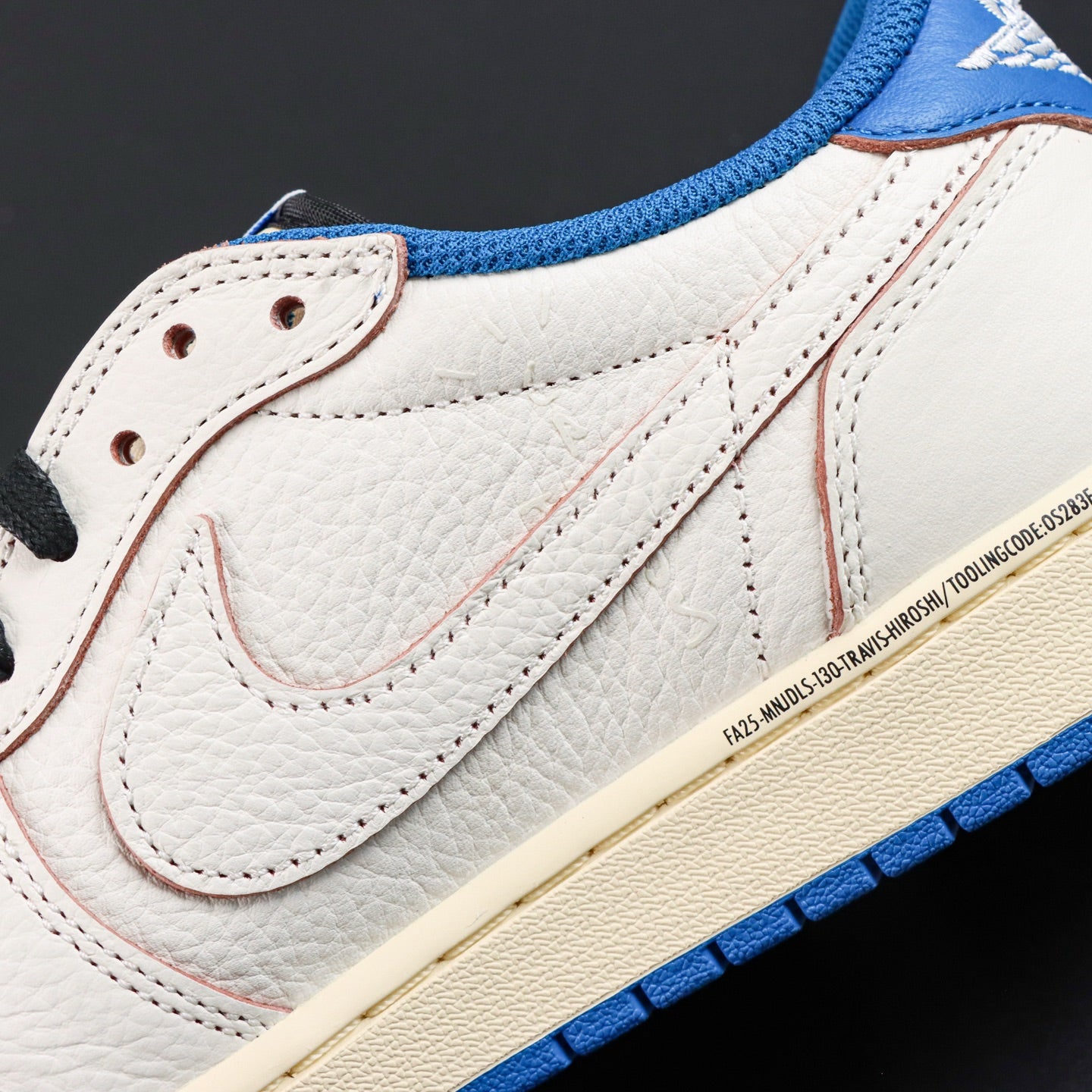 Travis Scott x Air Jordan 1 Low OG