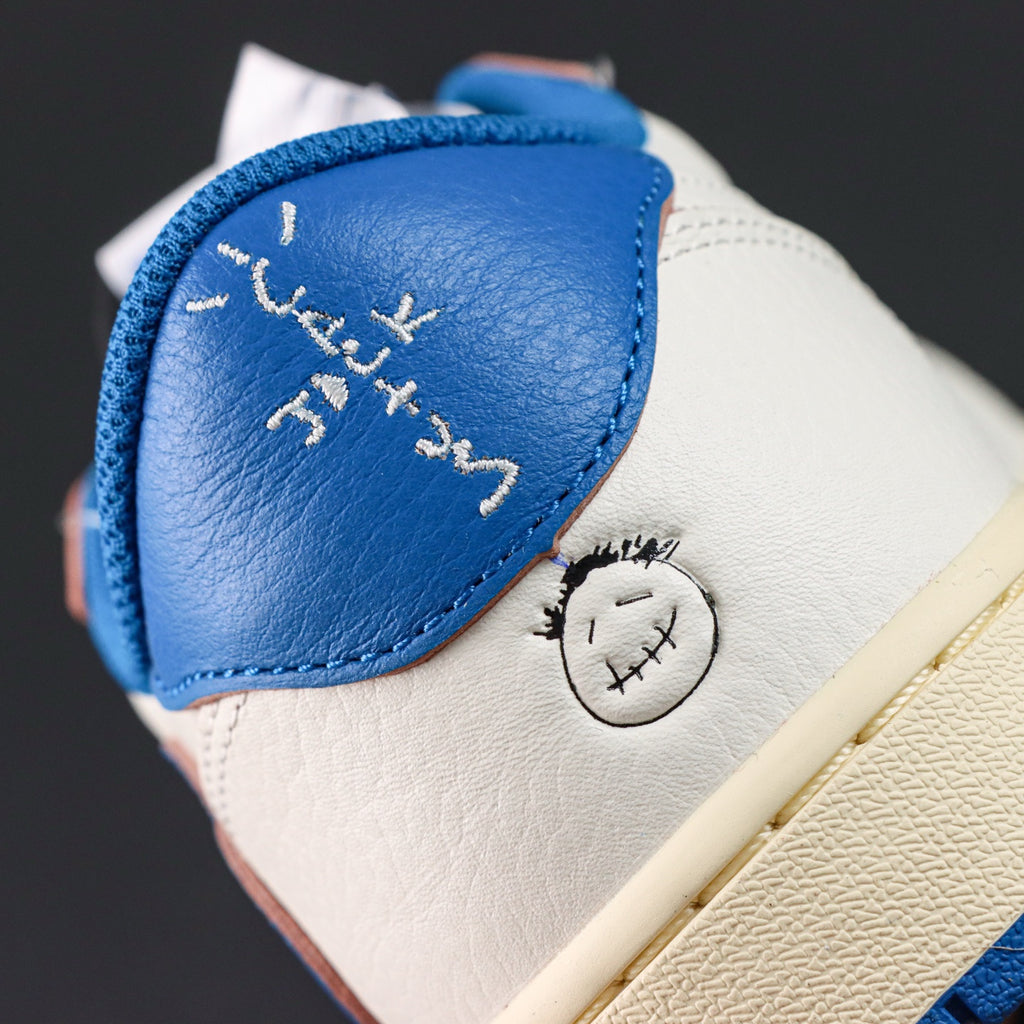 Travis Scott x Air Jordan 1 Low OG