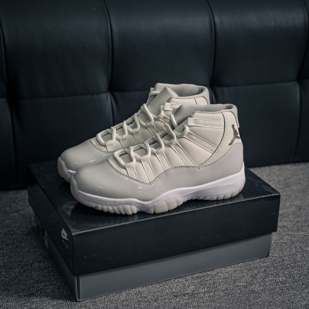 Air Jordan 11 Metallic Silver AJ11