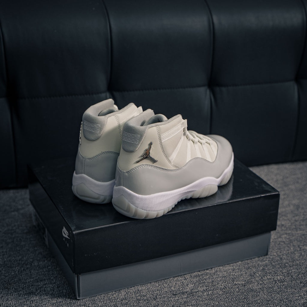 Air Jordan 11 Metallic Silver AJ11