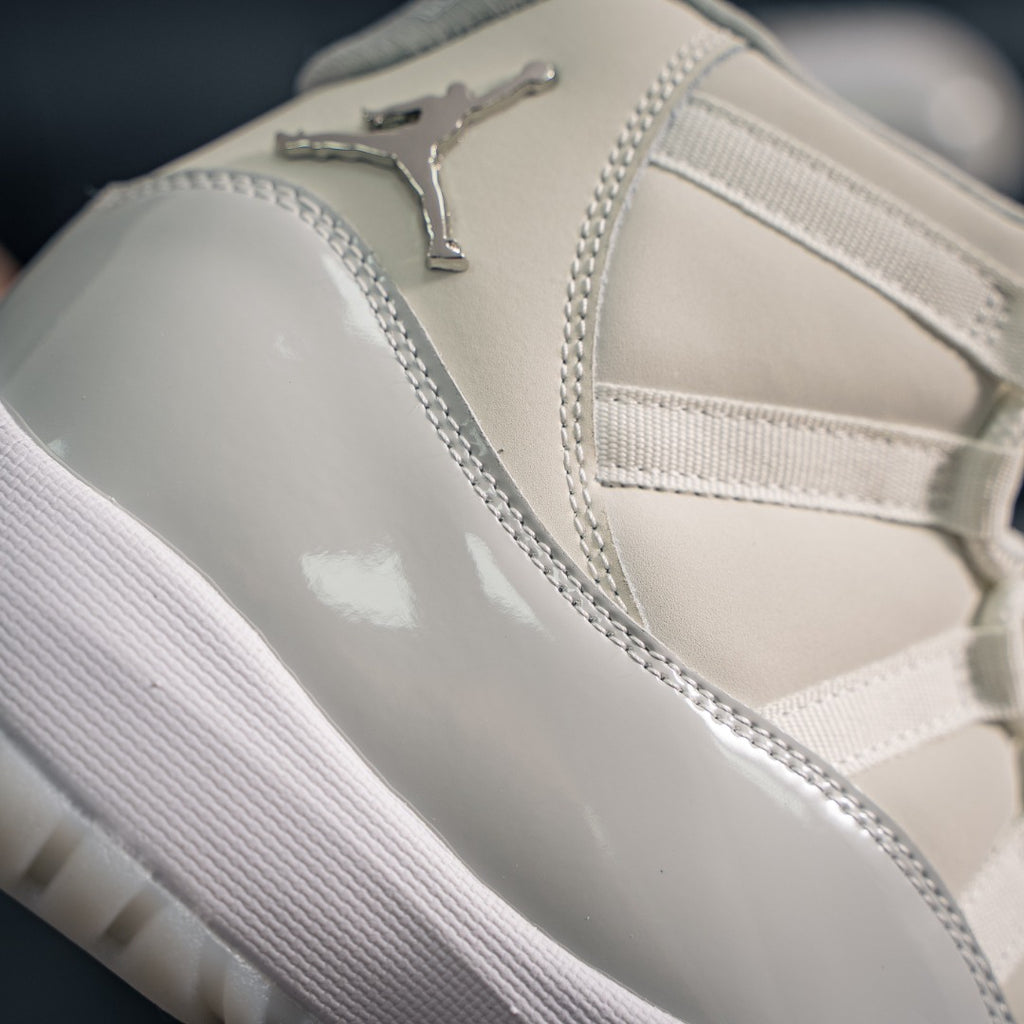 Air Jordan 11 Metallic Silver AJ11