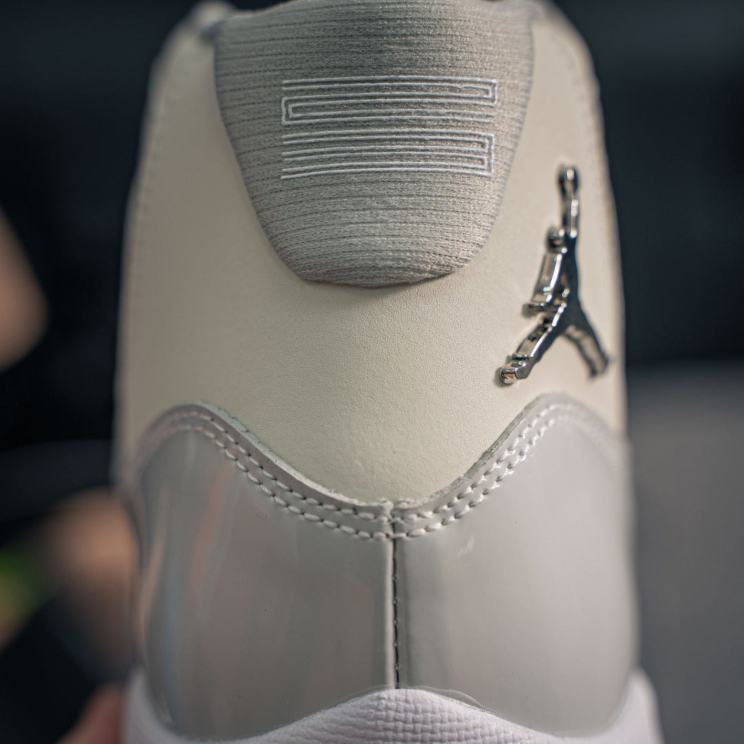 Air Jordan 11 Metallic Silver AJ11