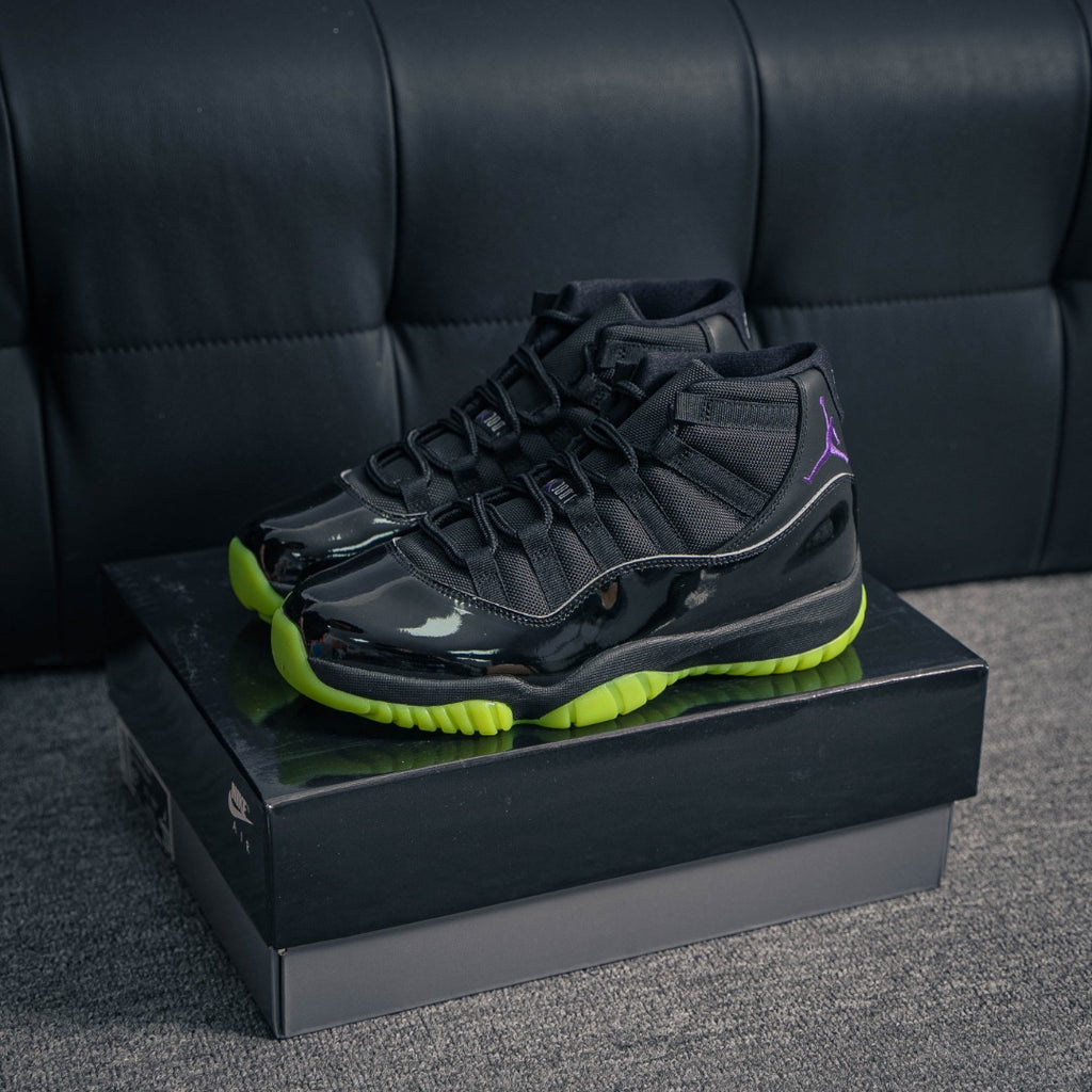 Air Jordan 11 Metallic Silver AJ11