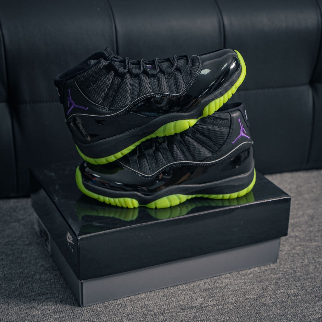 Air Jordan 11 Metallic Silver AJ11