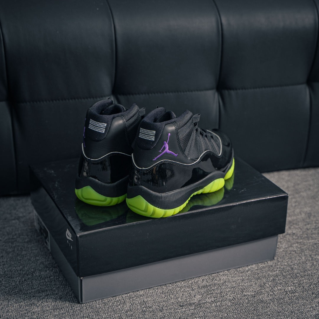 Air Jordan 11 Metallic Silver AJ11